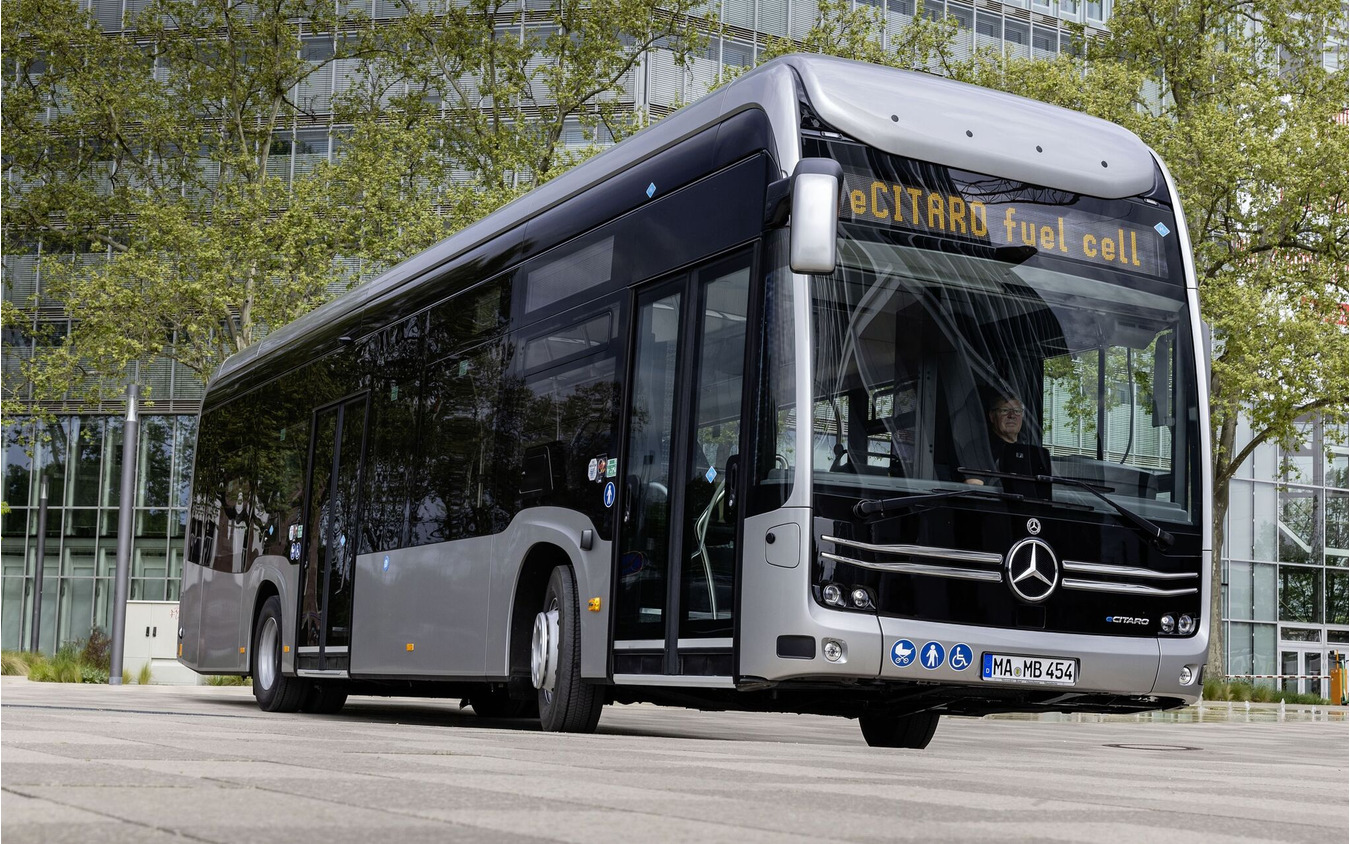 メルセデスベンツeCitaro燃料電池車