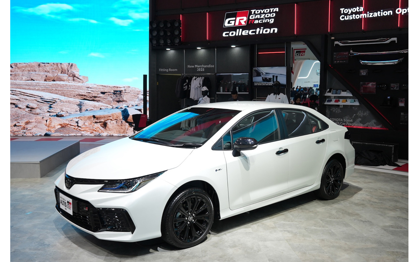 トヨタ『カローラアルティス HEV GRスポーツ』(GIIAS 2025)
