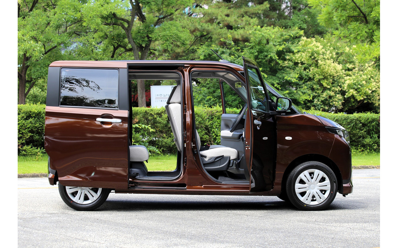 初めてスライドドアを採用したダイハツ ムーヴ 新型