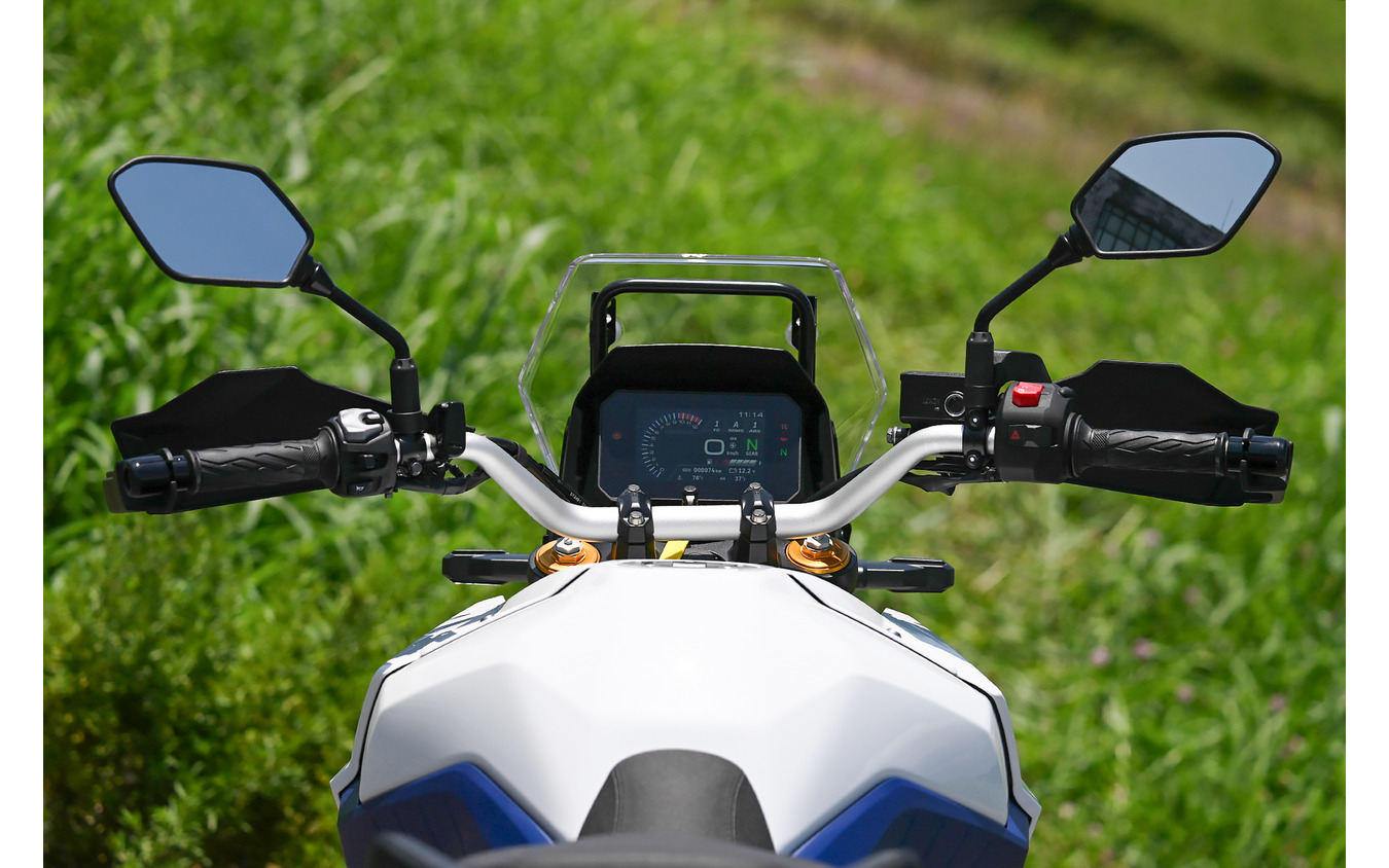 スズキ Vストローム800DE