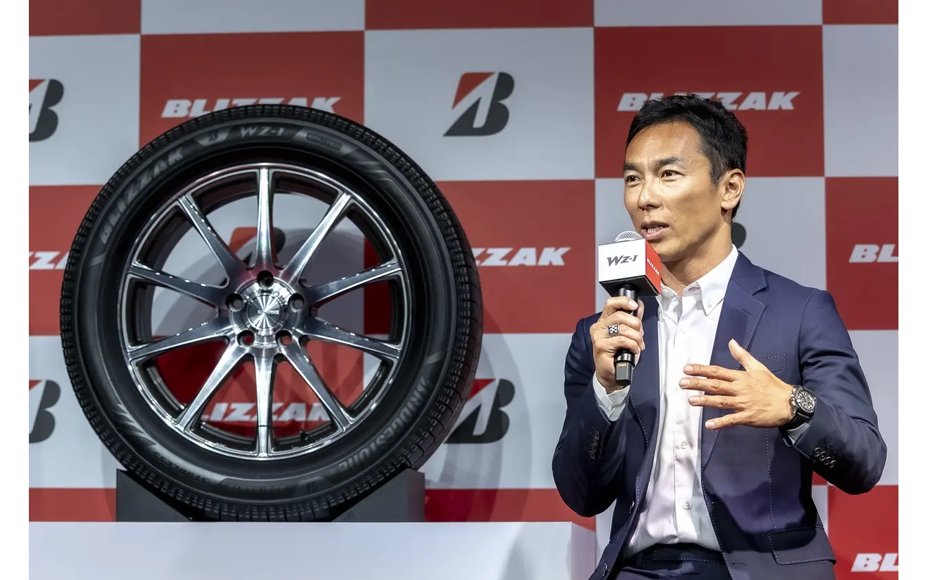 レーシングドライバー 佐藤琢磨選手