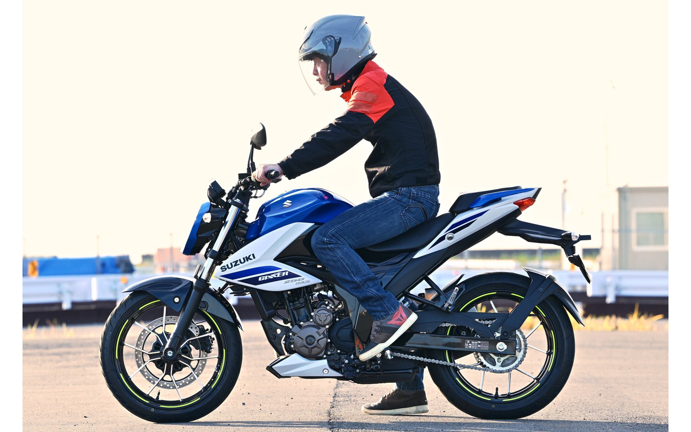 スズキ ジクサー250