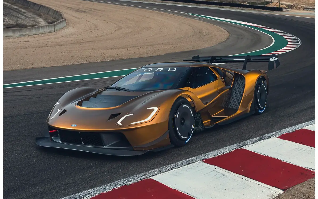最後の現行モデルとなるフォード『GT』のサーキット専用車 『GT Mk IV』