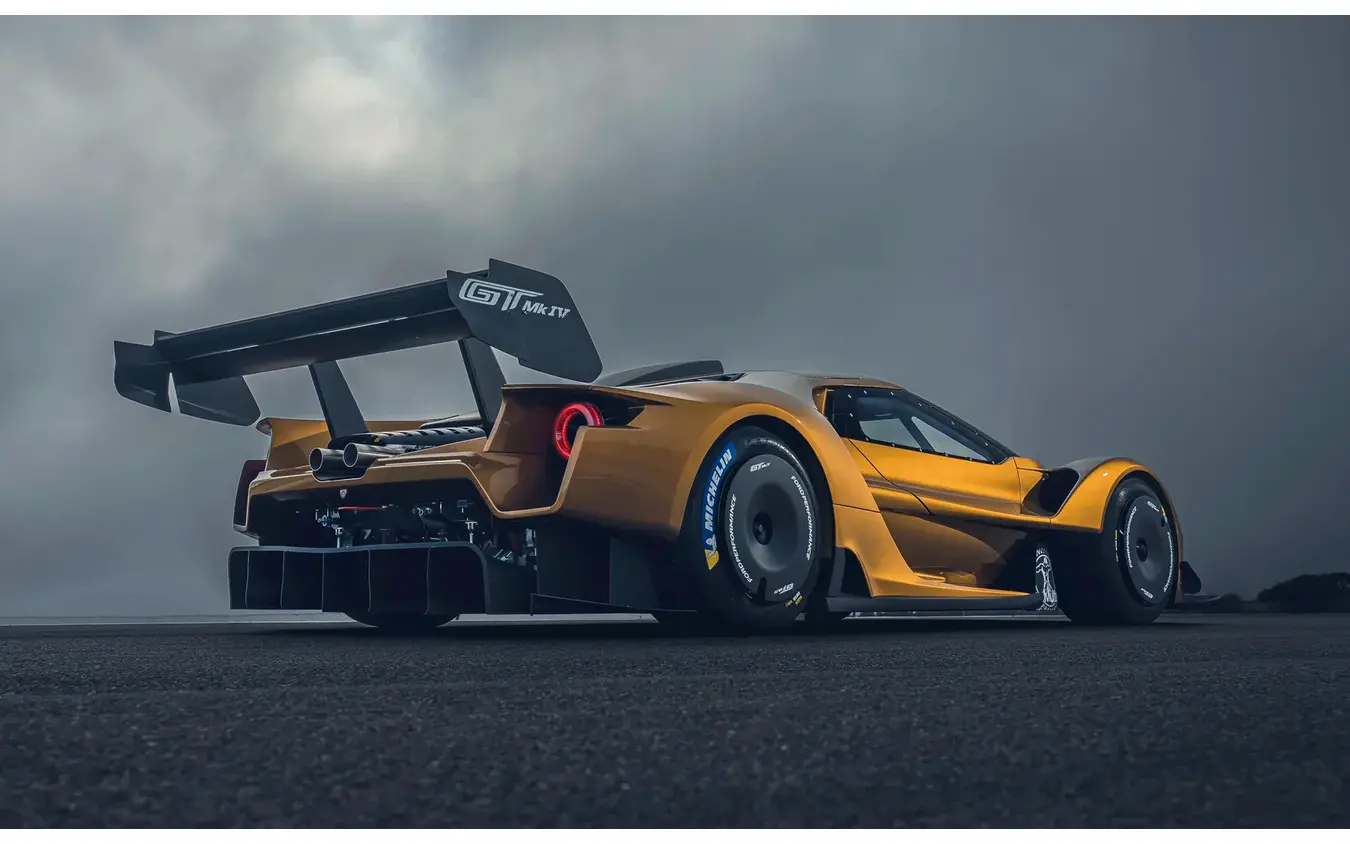 最後の現行モデルとなるフォード『GT』のサーキット専用車 『GT Mk IV』