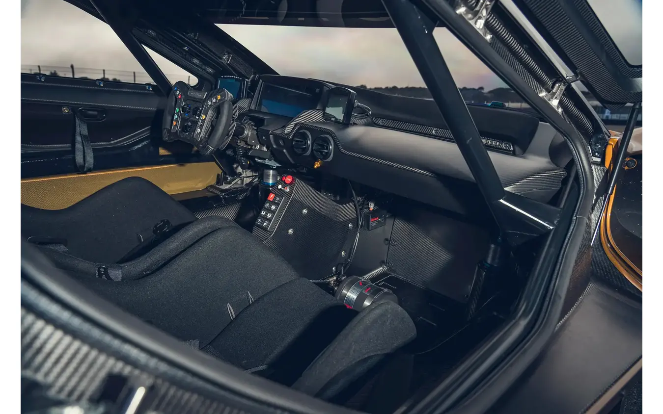 最後の現行モデルとなるフォード『GT』のサーキット専用車 『GT Mk IV』