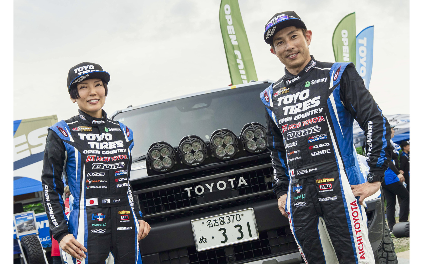 羽琉選手(左)三浦昂選手(右)K-ONE Racing with TOYO TIRES