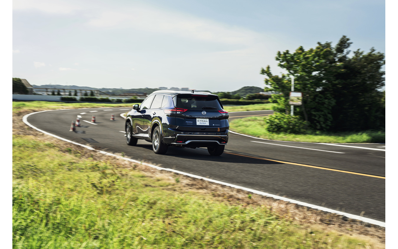 新型 日産「エクストレイル AUTECH SPORTS SPEC」
