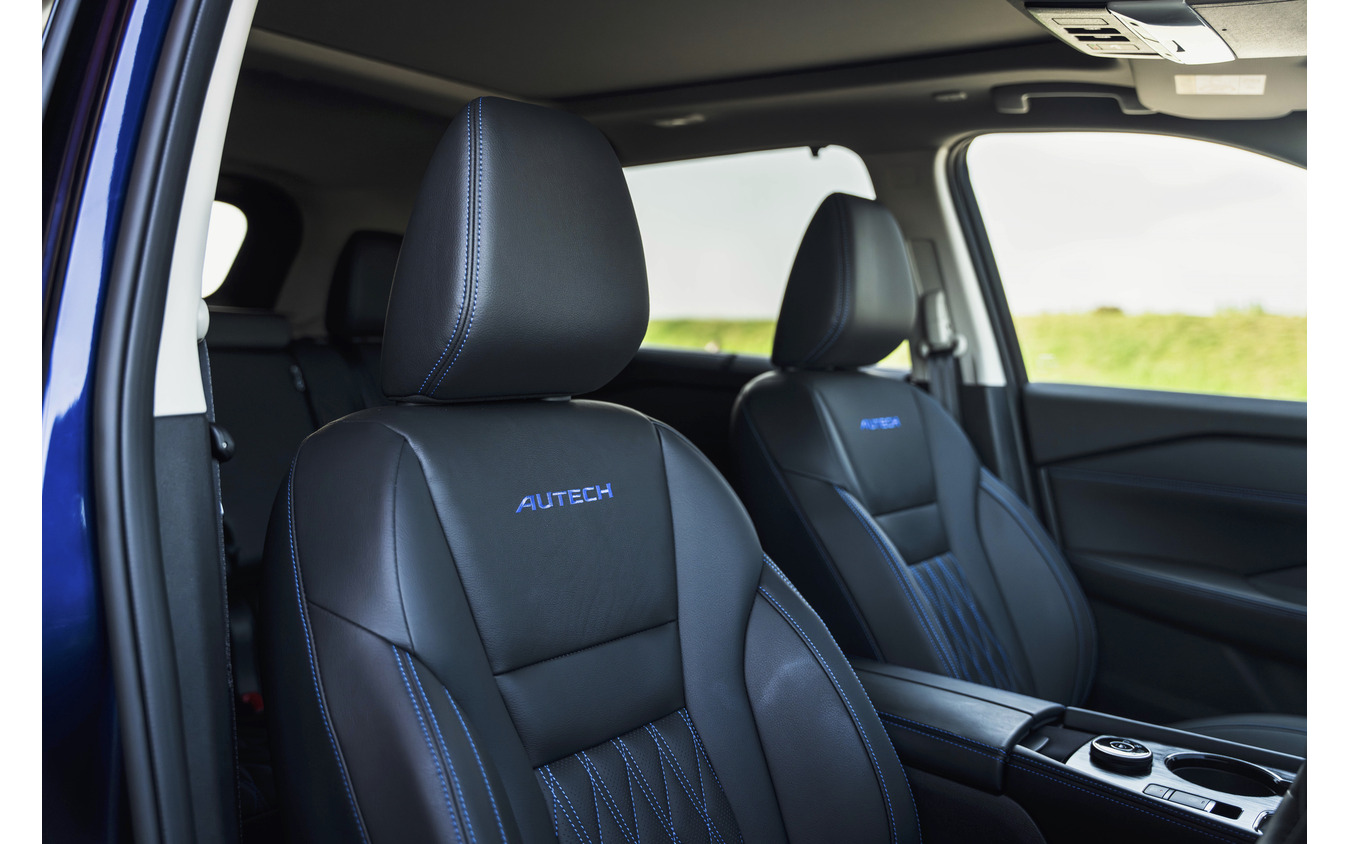 新型 日産「エクストレイル AUTECH SPORTS SPEC」