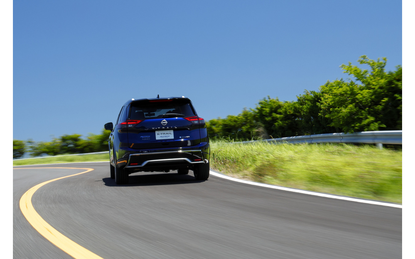 新型 日産「エクストレイル AUTECH SPORTS SPEC」