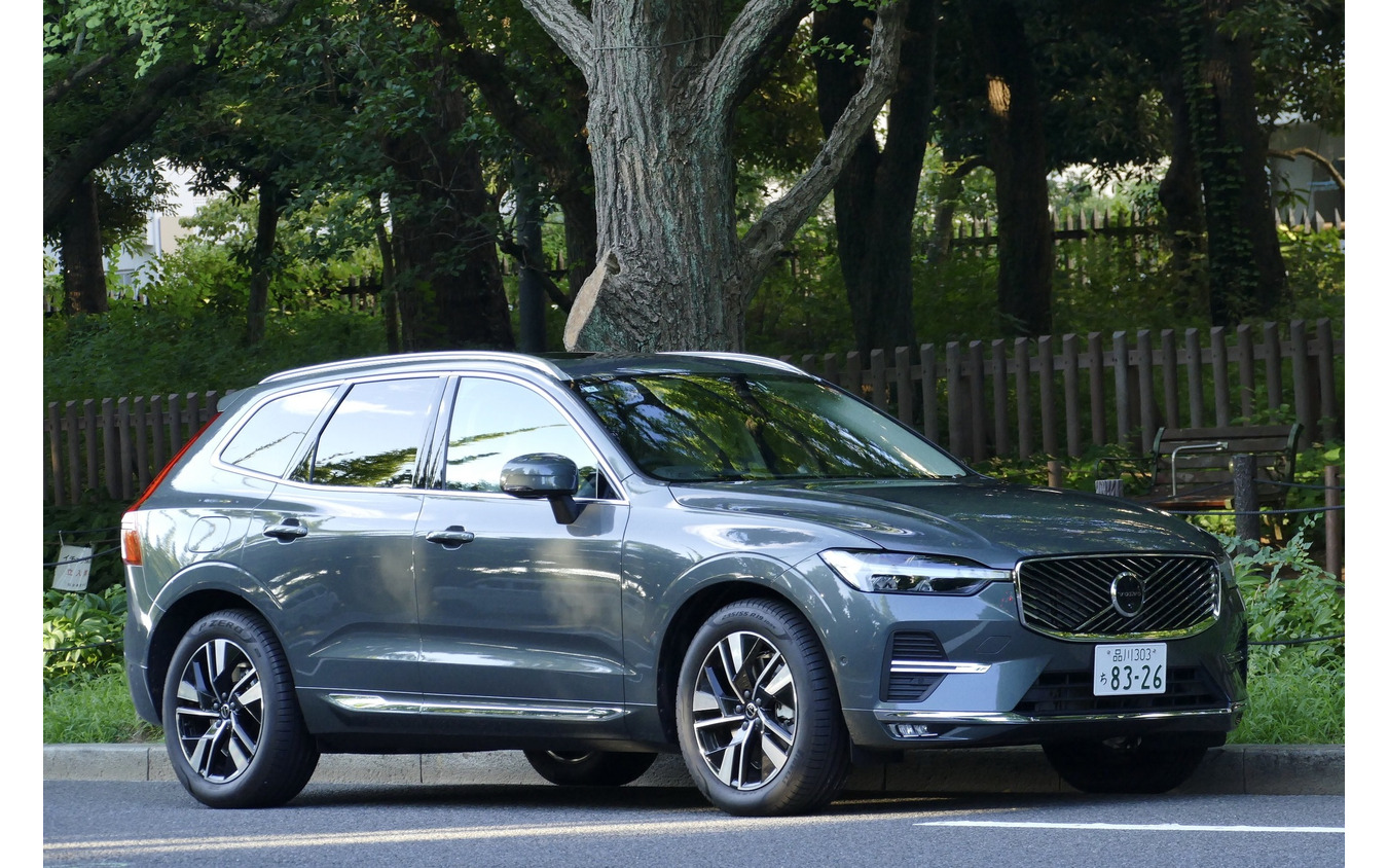 ボルボ XC60 Ultra B5 AWD