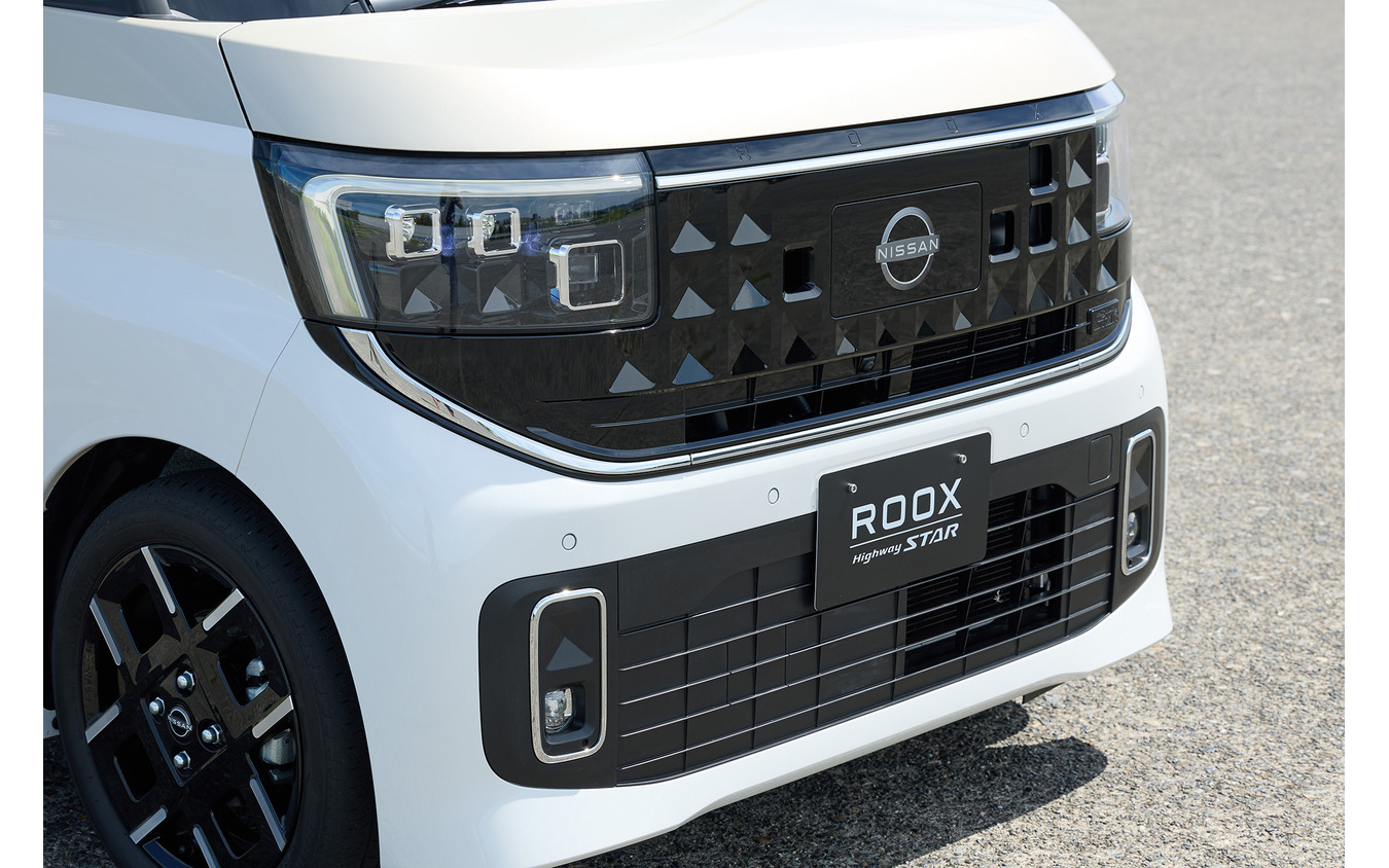 日産 ルークス 新型(ハイウェイスター Gターボ プロパイロットエディション)