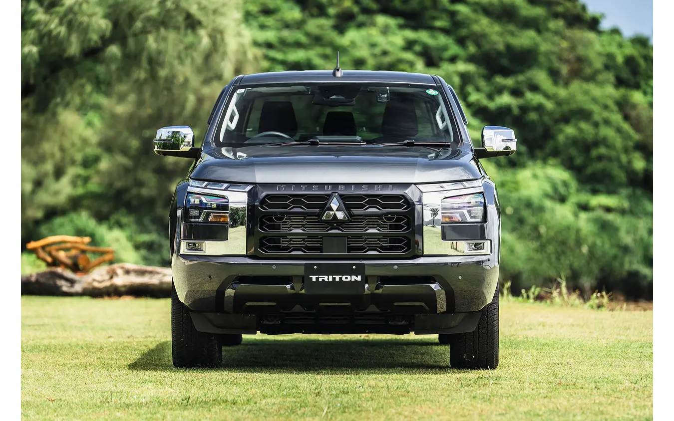 MITSUBISHI TRITON