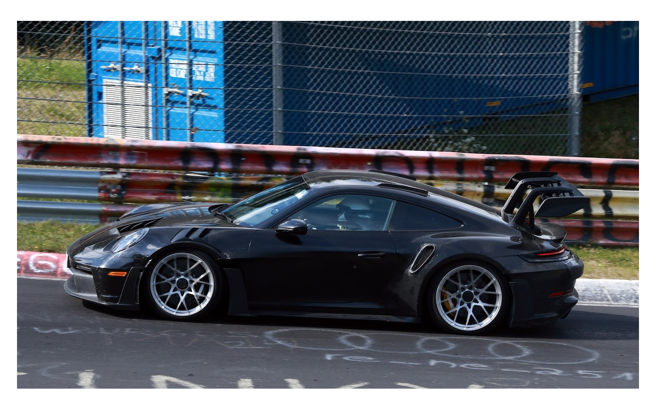 ポルシェ 911 GT3 RS 改良新型のプロトタイプ