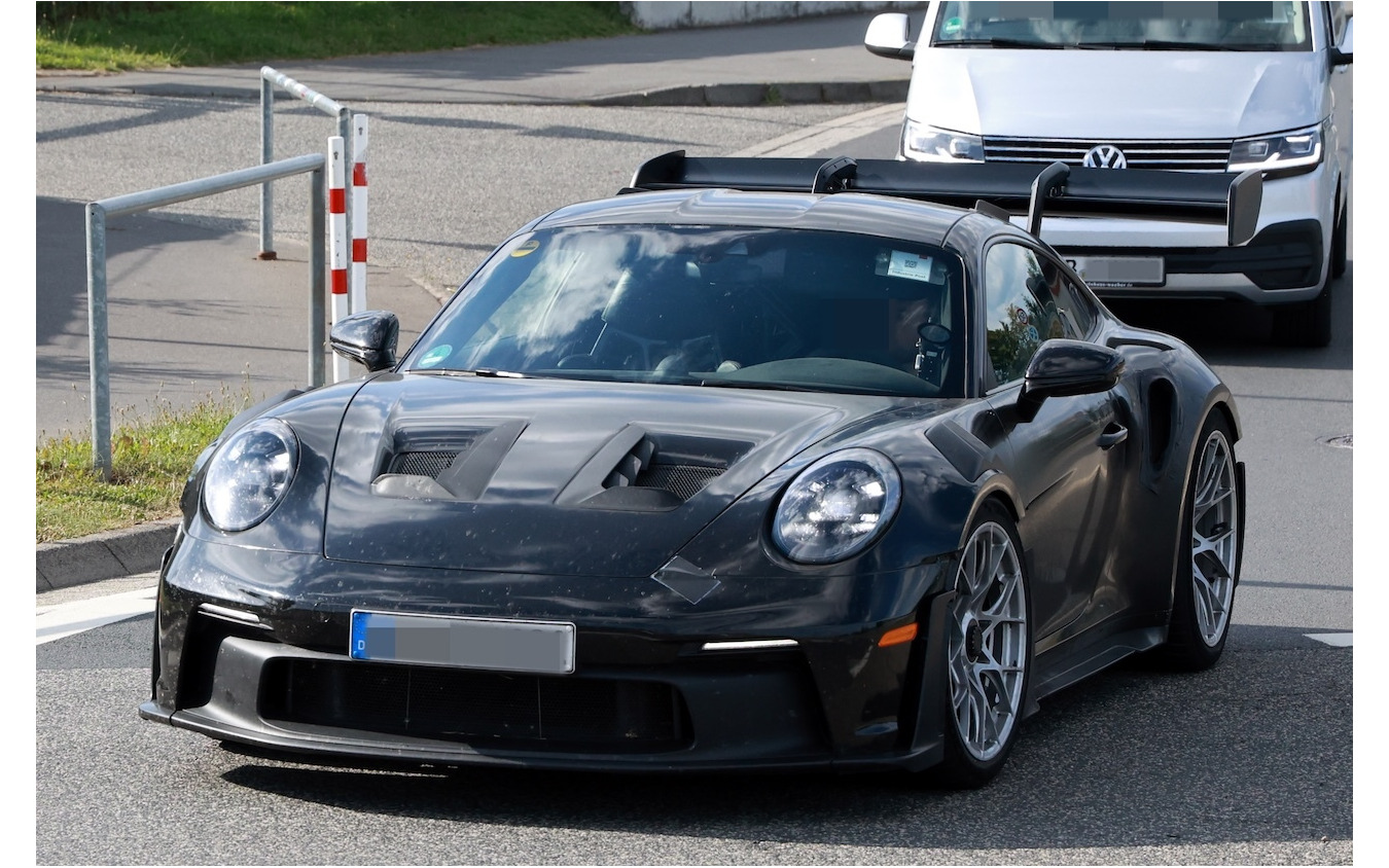ポルシェ 911 GT3 RS 改良新型のプロトタイプ