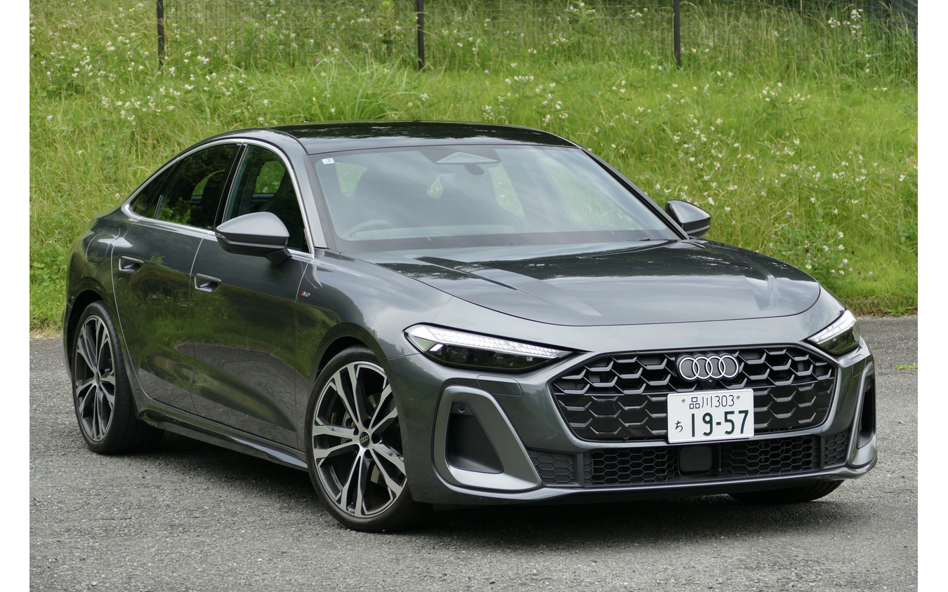 アウディ A5セダン TFSI quattro 150kW S Line