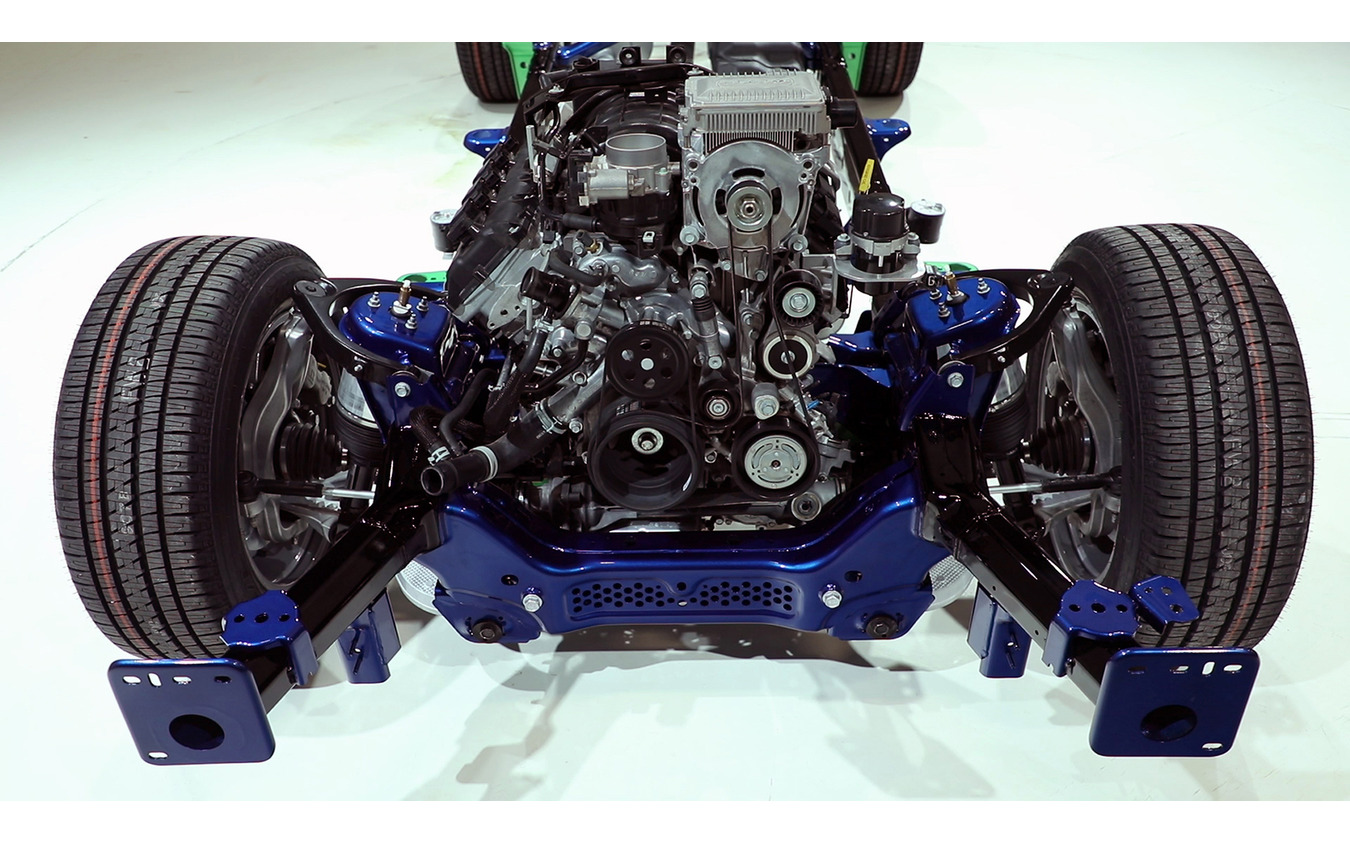 ラム1500に搭載される5.7リットルV8「HEMI」エンジン
