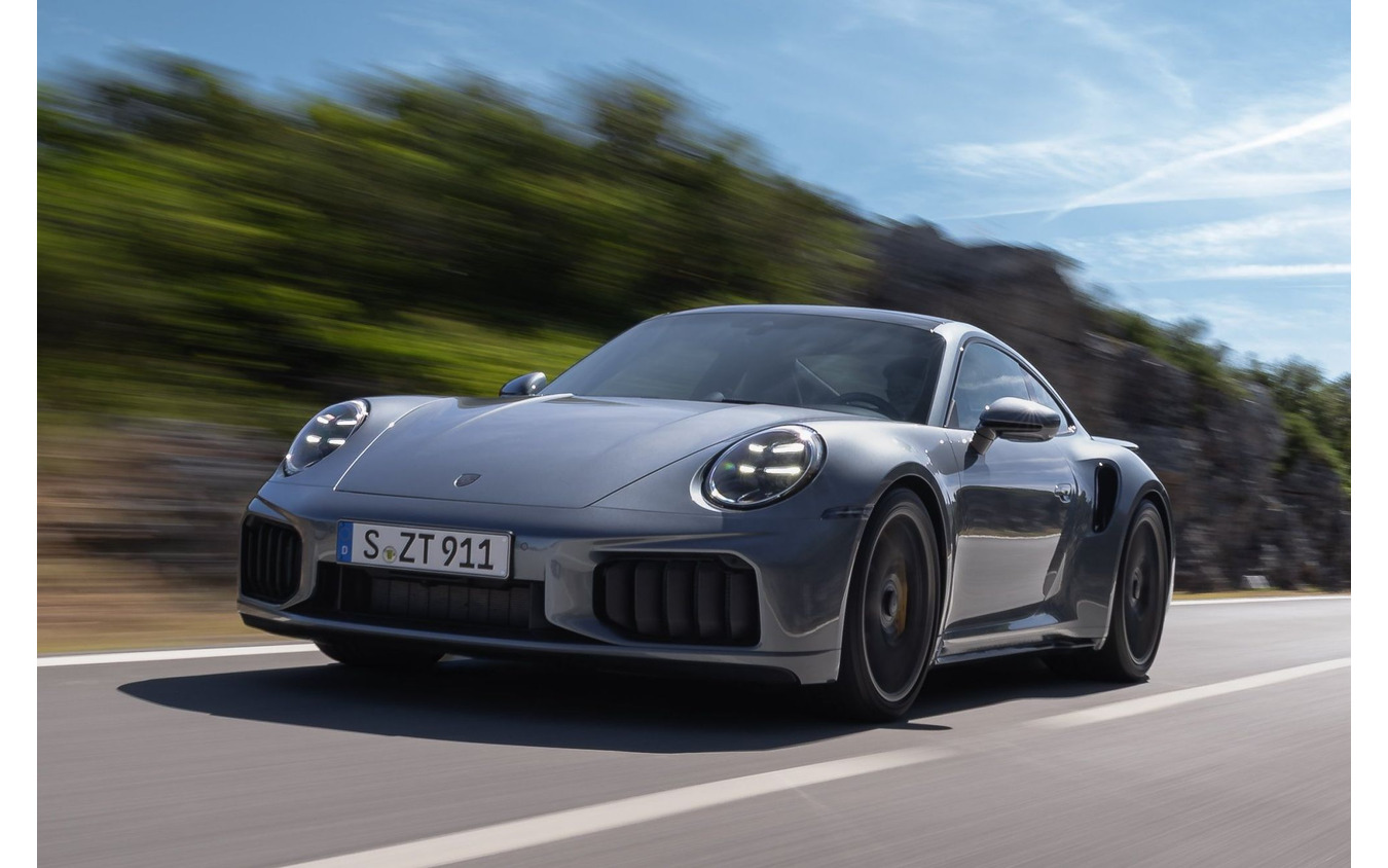 ポルシェ 911ターボS 新型