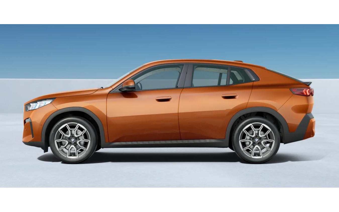 BMW X2 新型の「xDrive20d」(欧州仕様)