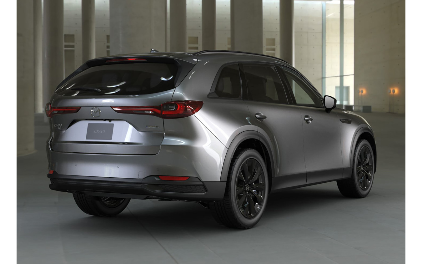 マツダ CX-90 の3.3ターボS「プレミアムスポーツ」