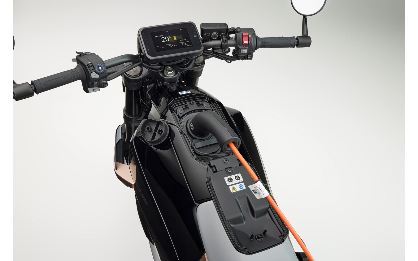 ホンダのフルサイズ電動バイク『WN7』