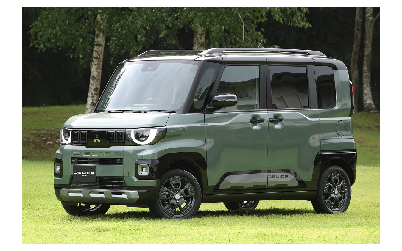 三菱 デリカミニ 新型