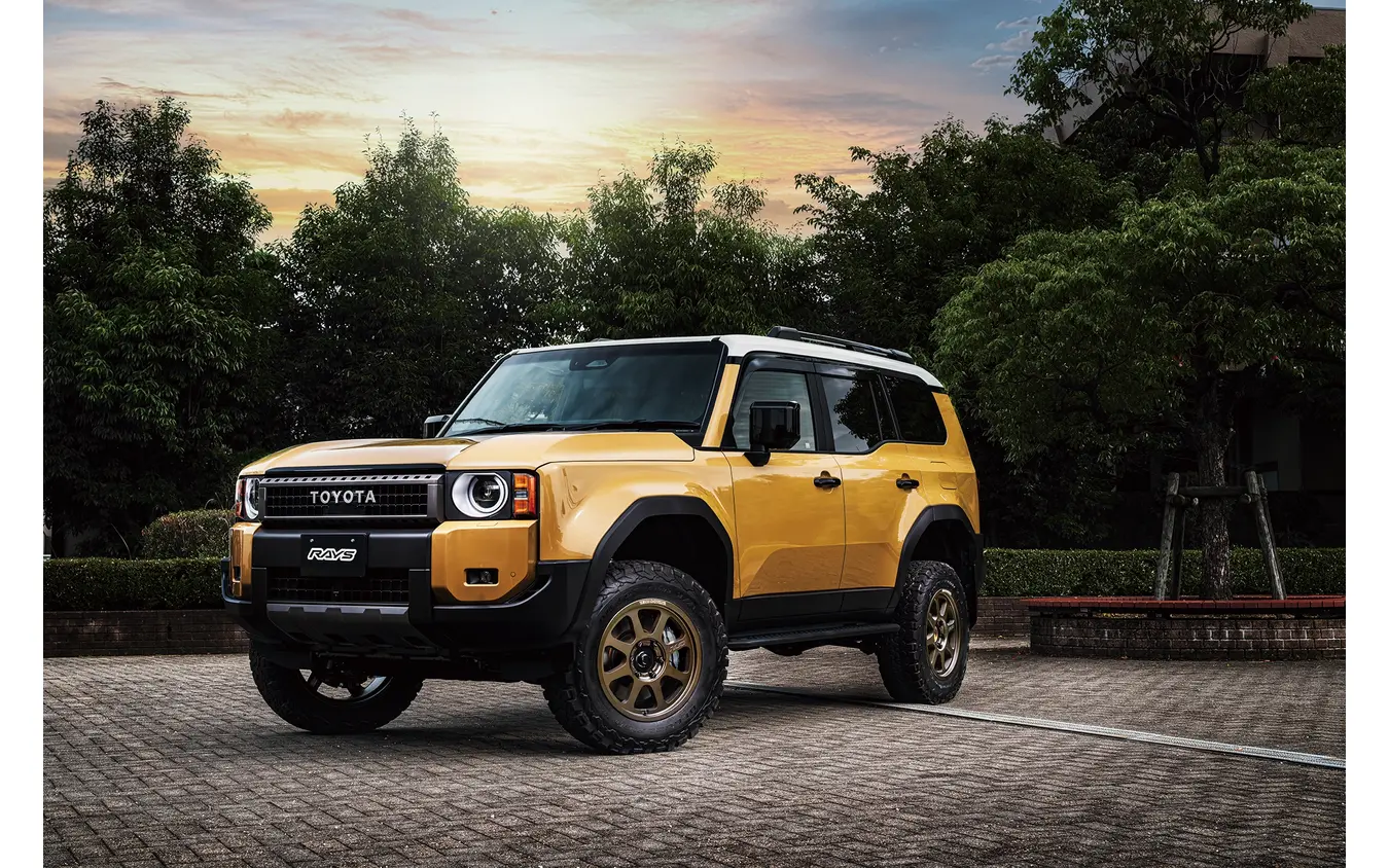 レイズ DAYTONA D108 × TOYOTA ランドクルーザー250