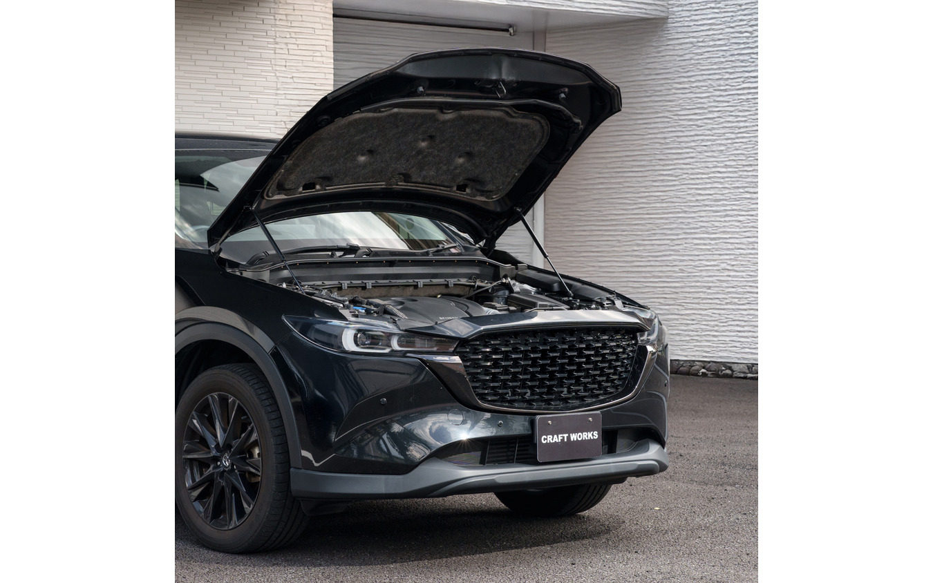 クラフトワークスのマツダ『CX-5/CX-8』専用「ボンネットダンパー」