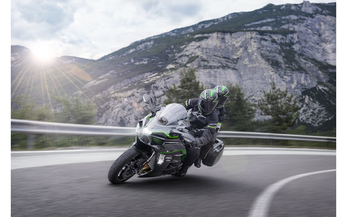 カワサキ Ninja H2 SX SE 2026年モデル