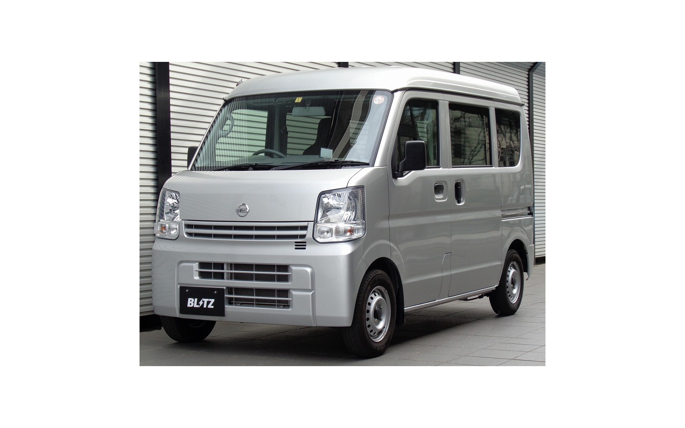 ブリッツ DAMPER ZZ-R 日産・NV100クリッパー装着例(フロント:14mmダウン / リア:23mmダウン)