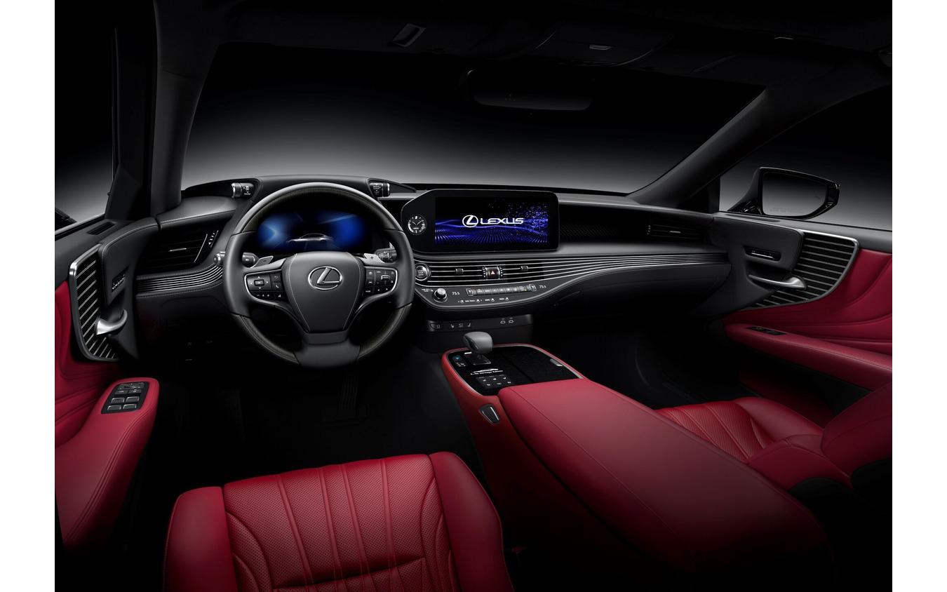 レクサス LS 500 AWD ヘリテージエディション(米国仕様)