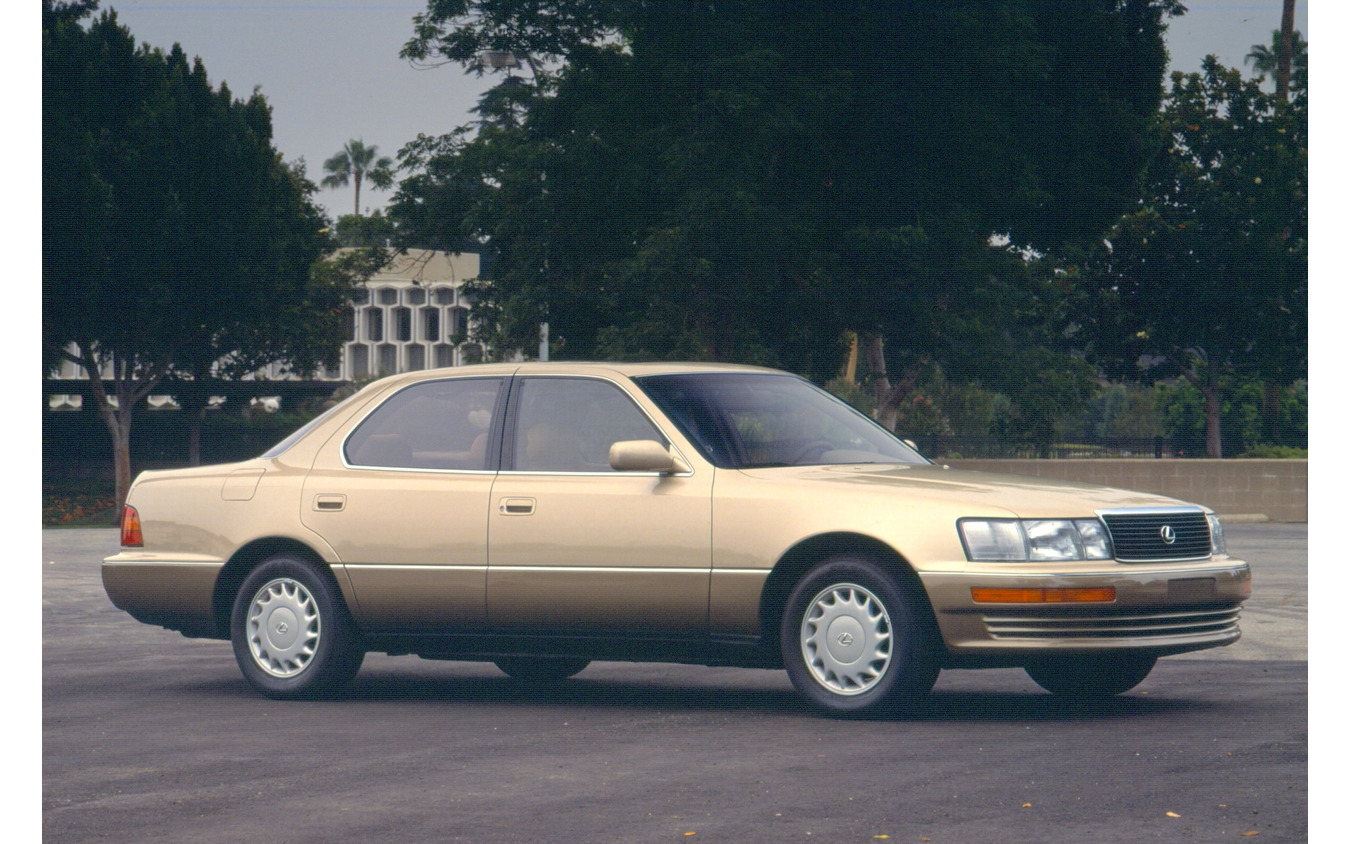レクサスLS初代（1990年型LS400）