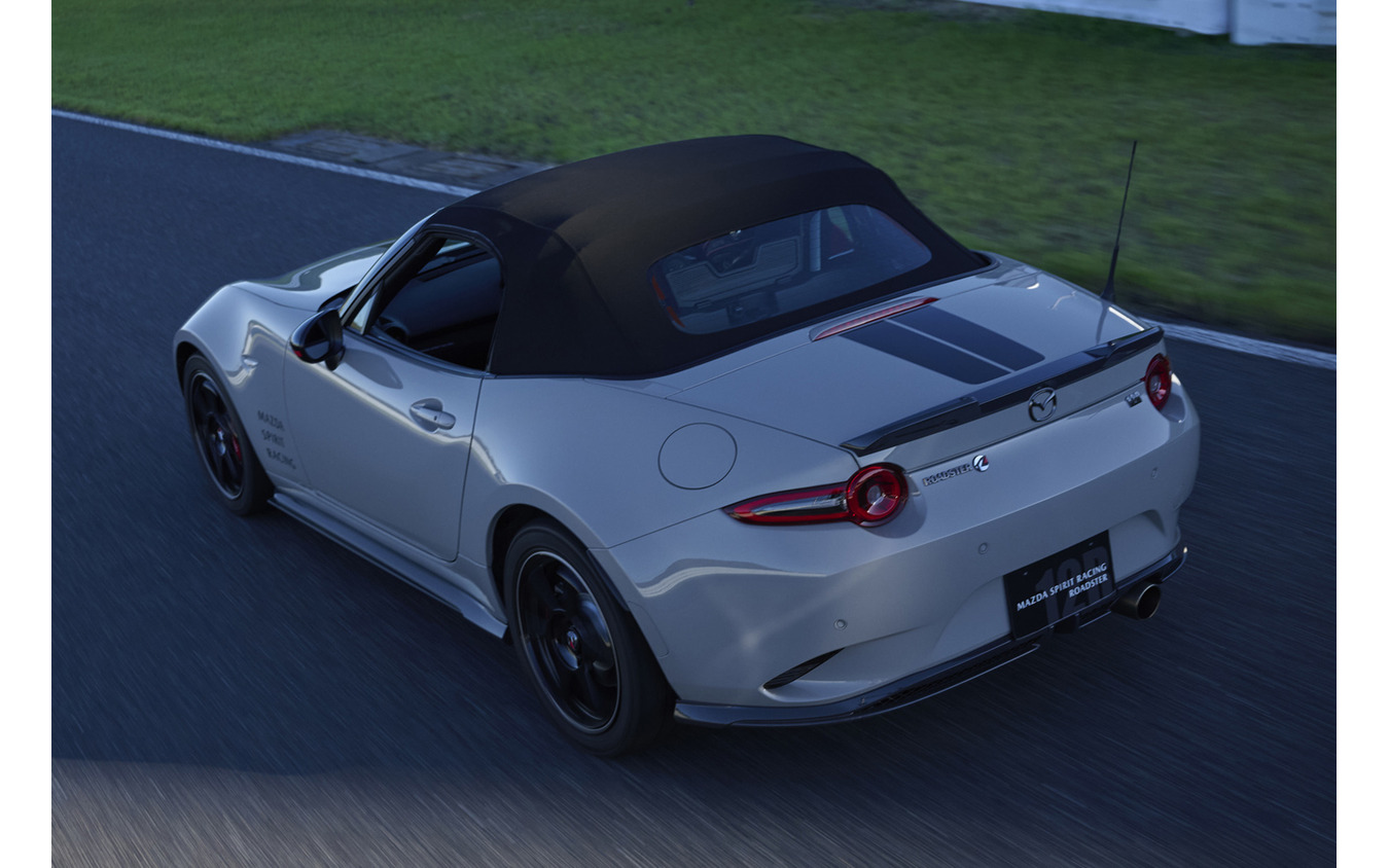 MAZDA SPIRIT RACING ROADSTER 12R
