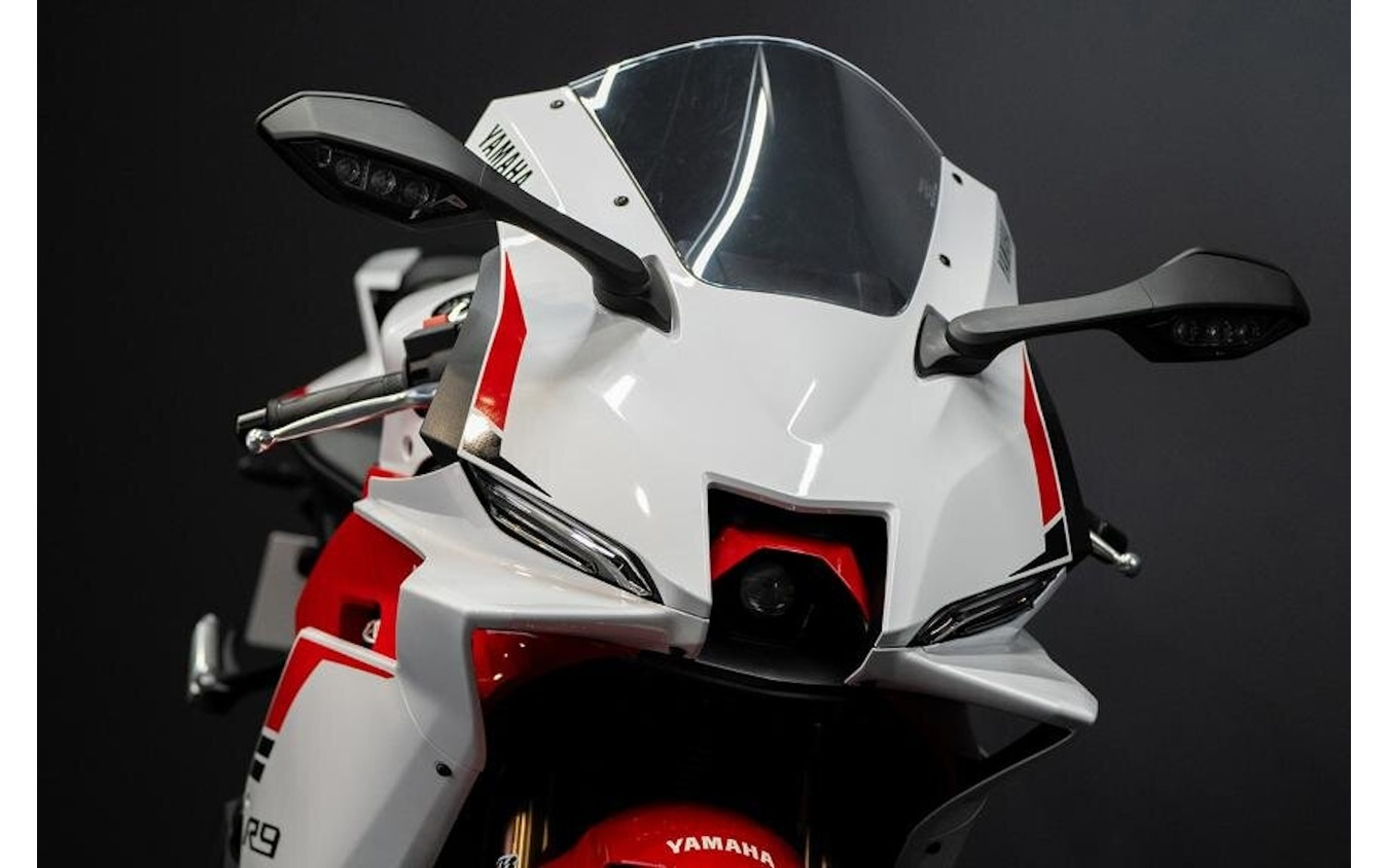 ヤマハ YZF-R9