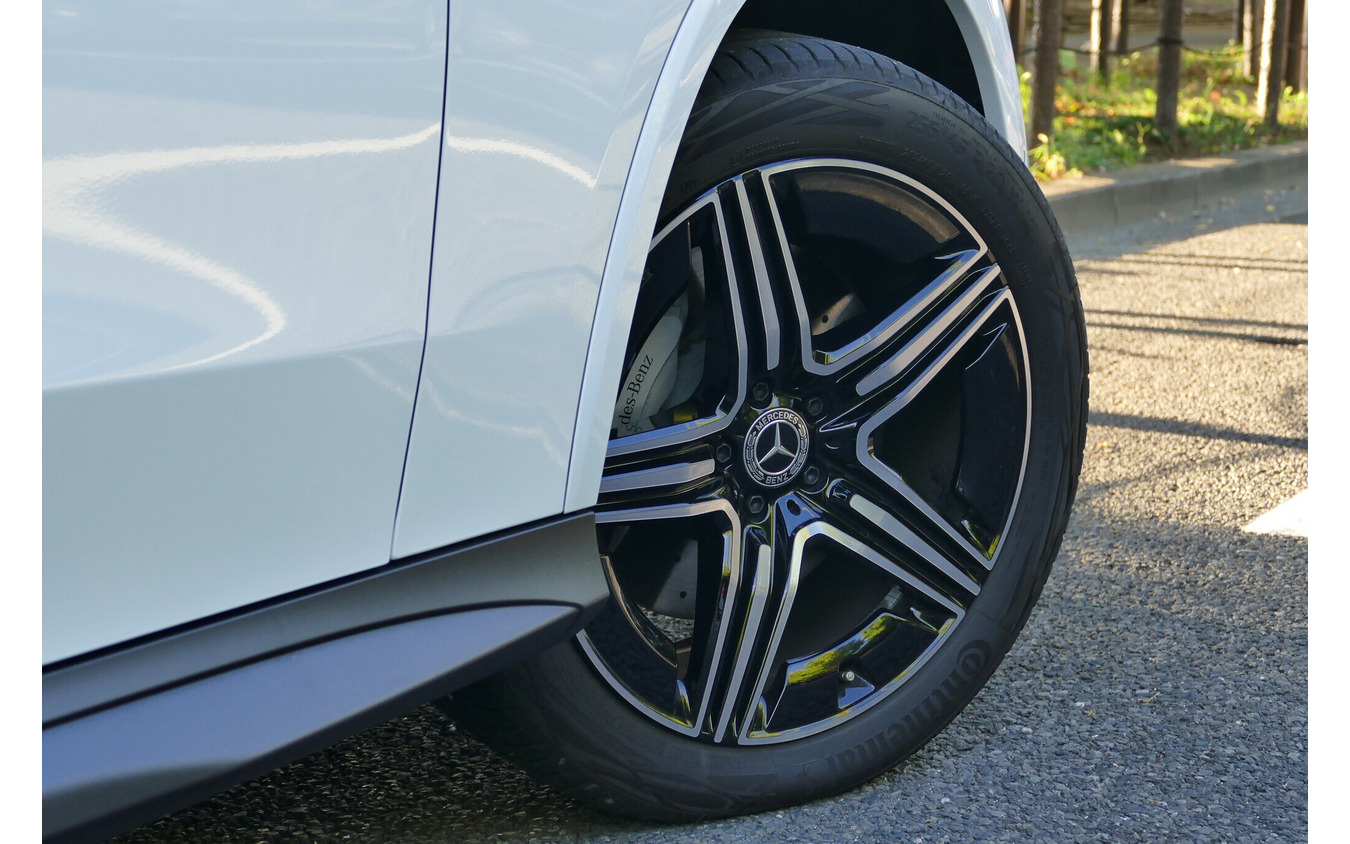 メルセデスベンツ GLC 220d 4MATIC クーペ（ISG）