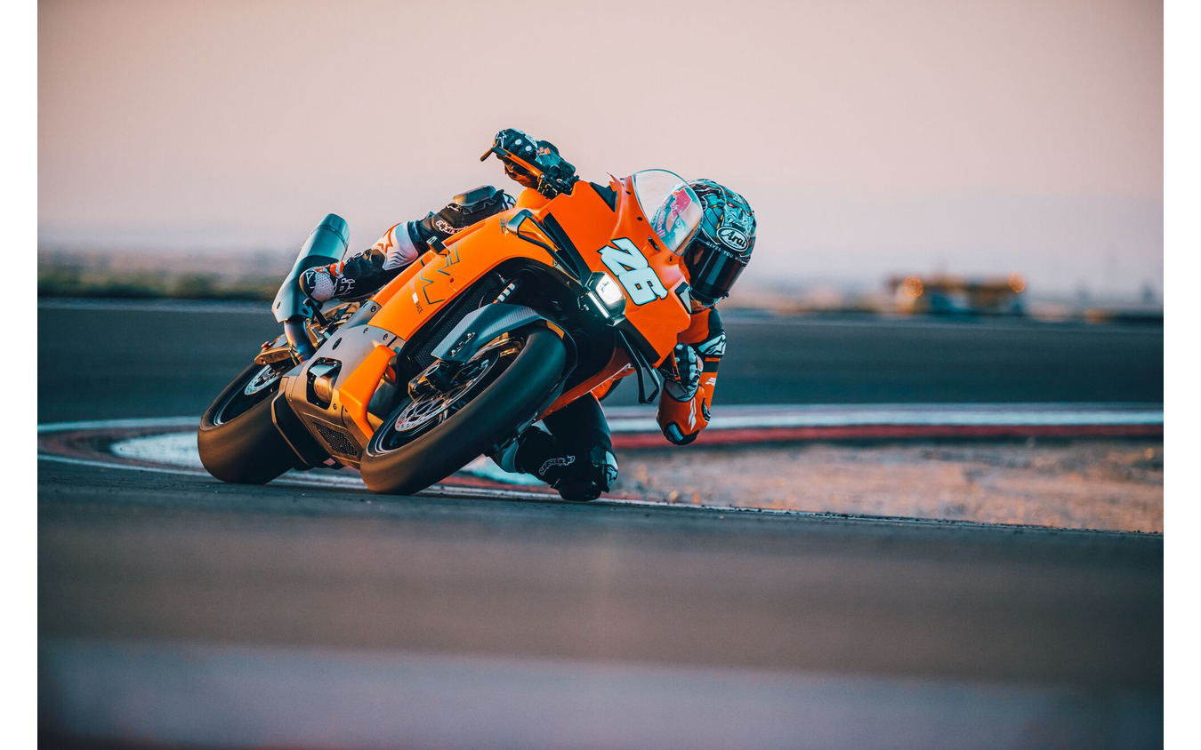 KTM『990 RC R』の2026年モデル