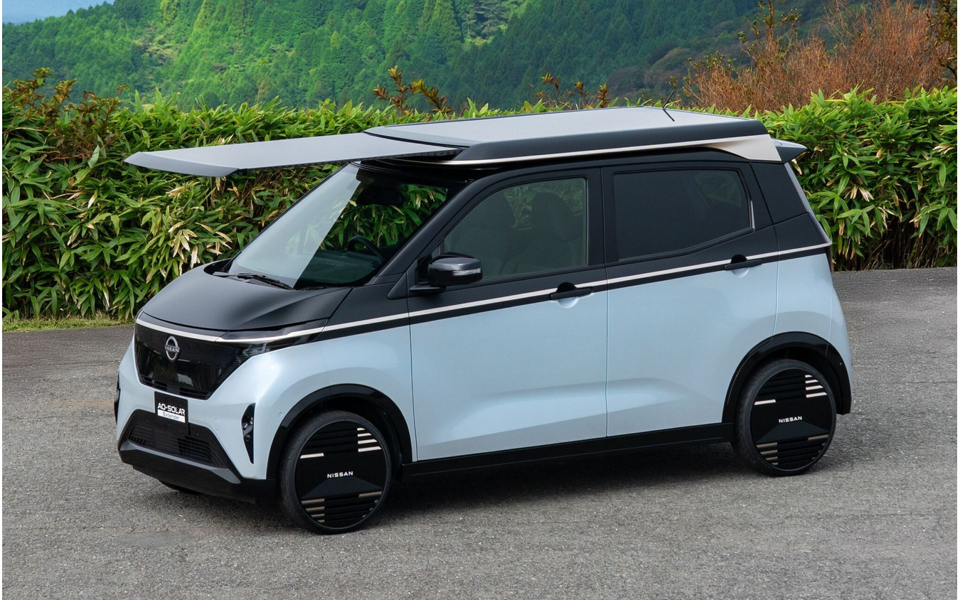 日産サクラの電動スライド式ソーラーシステム「Ao-Solar Extender(あおぞら エクステンダー)」搭載プロトタイプ