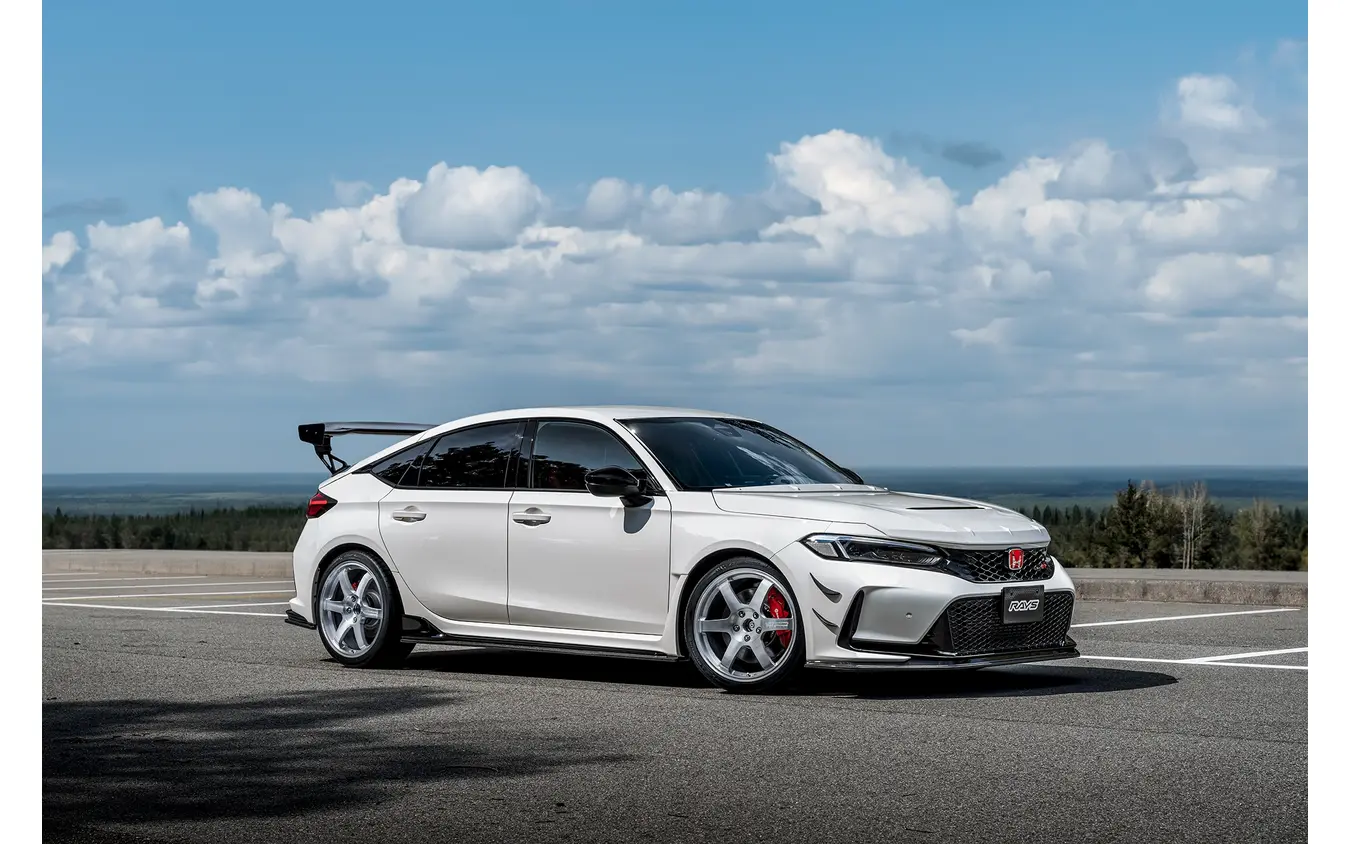 TE37 SAGA S-plus A.S.T. ブラッシュド × Honda シビック TYPE-R