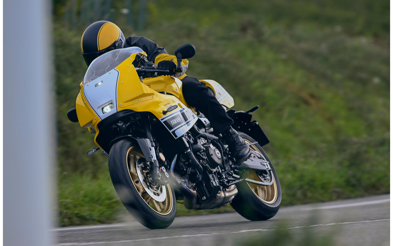 ヤマハ XSR900GP 2026年モデル(レジェンドイエロー)