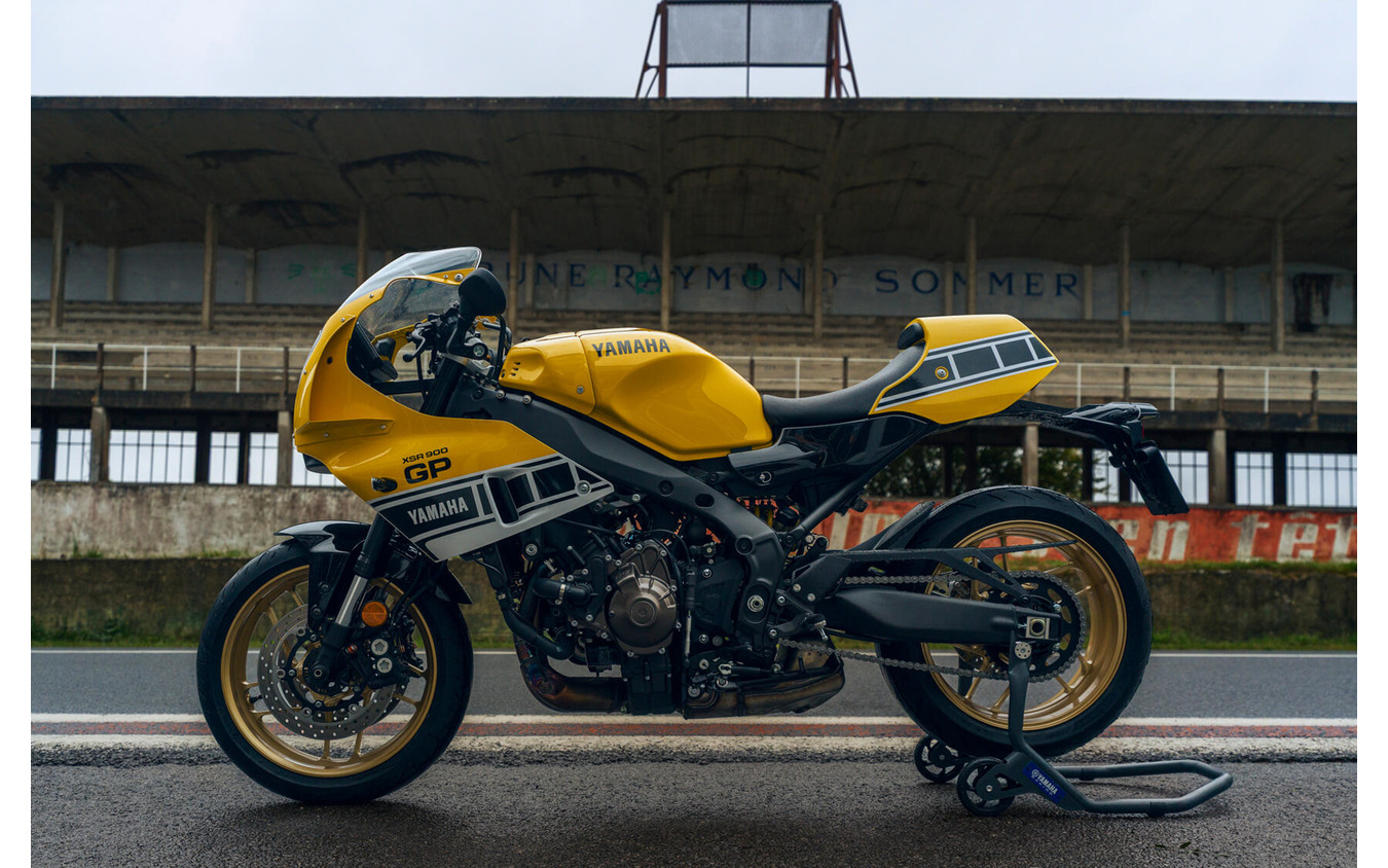 ヤマハ XSR900GP 2026年モデル(レジェンドイエロー)