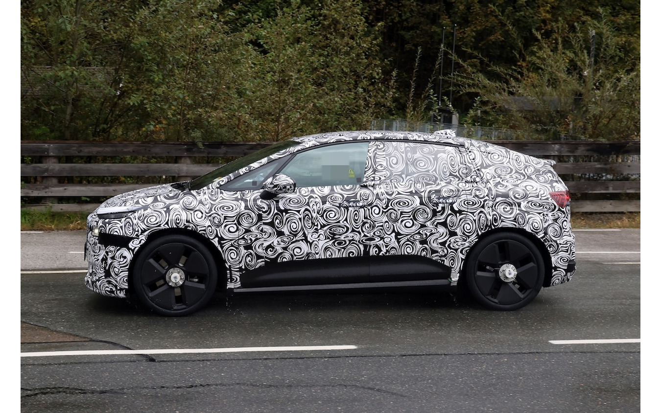 アウディ A2 e-tron 新型のプロトタイプ　スクープ写真