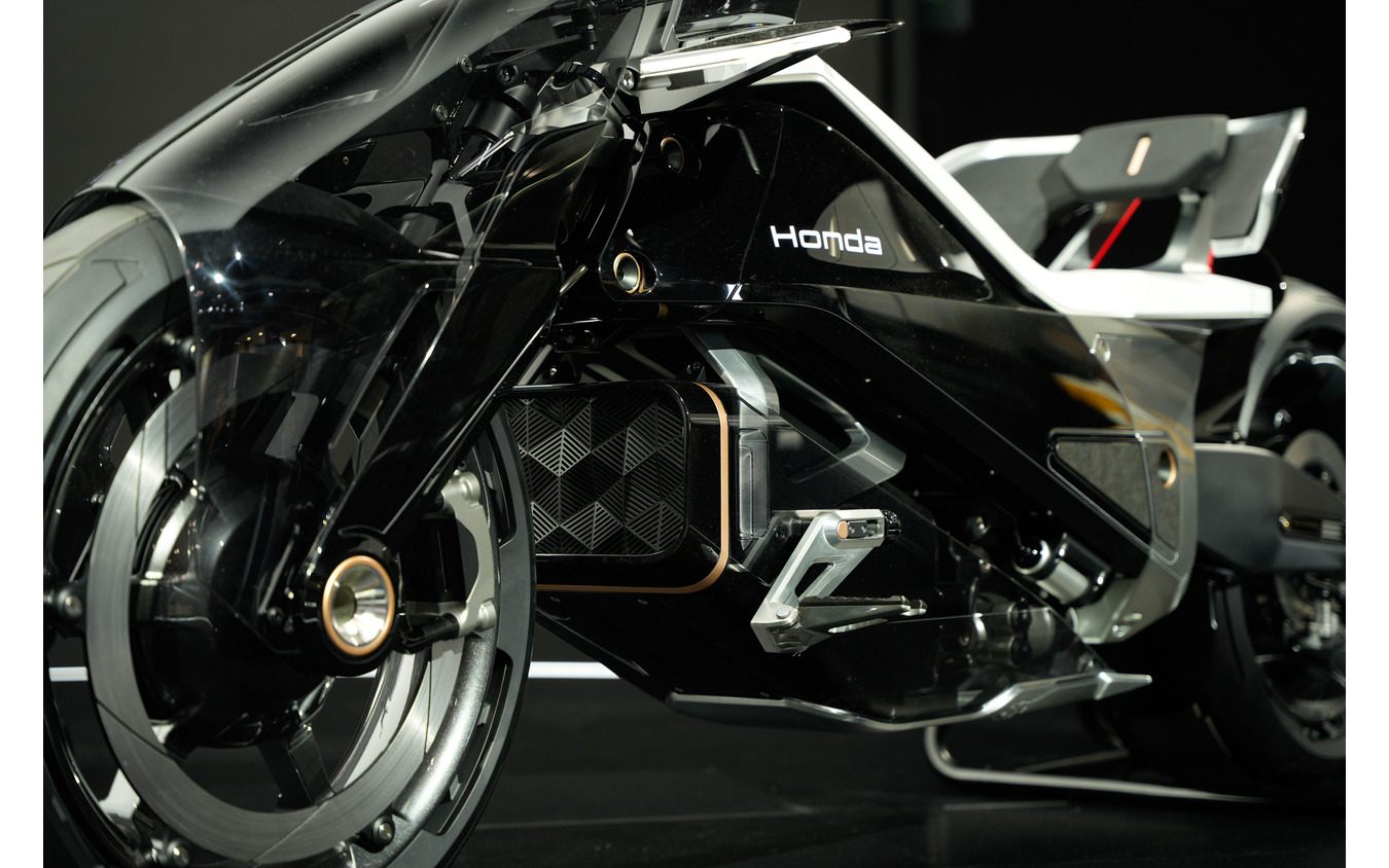 ホンダ EV OUTLIER Concept(ジャパンモビリティショー2025)