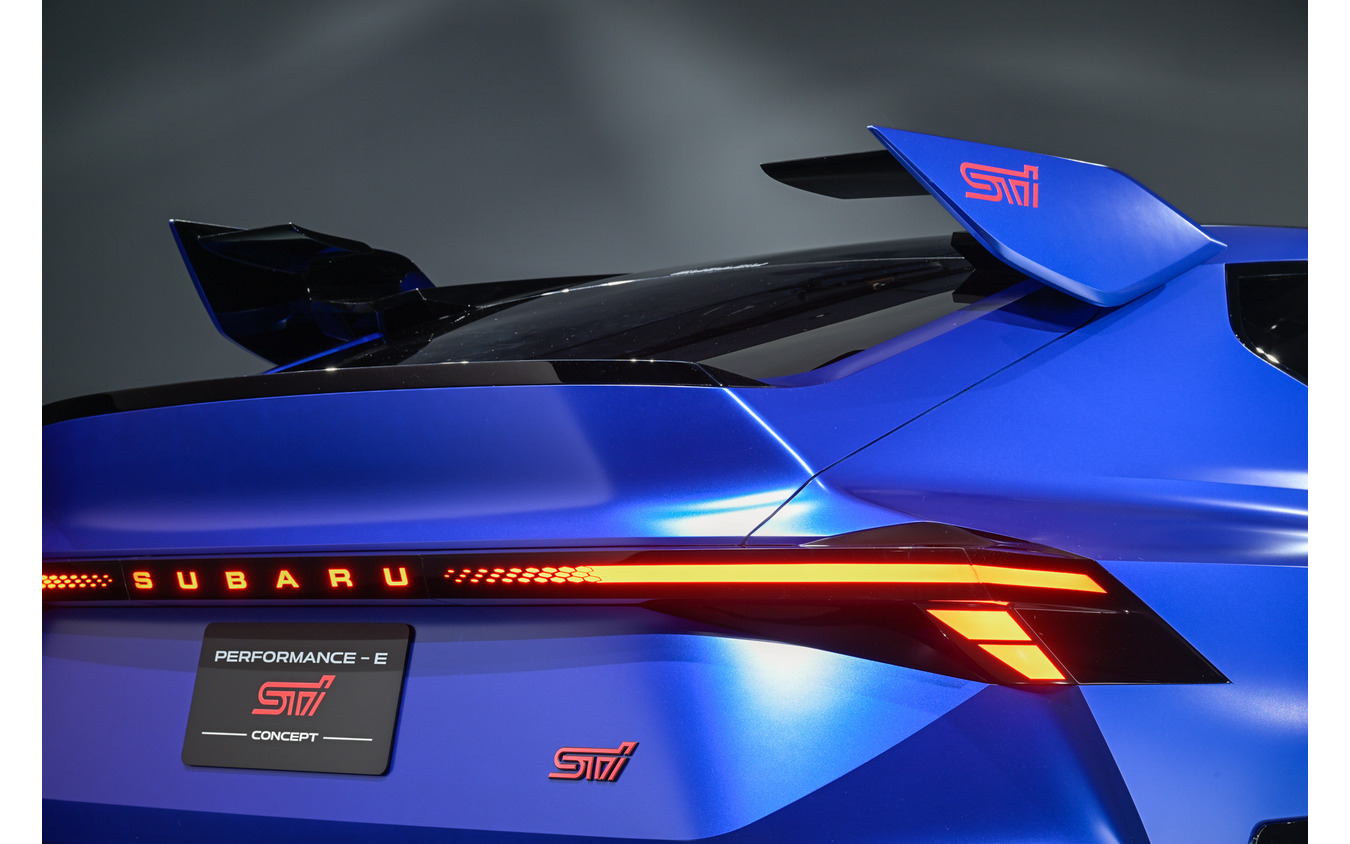 スバル パフォーマンスE STIコンセプト