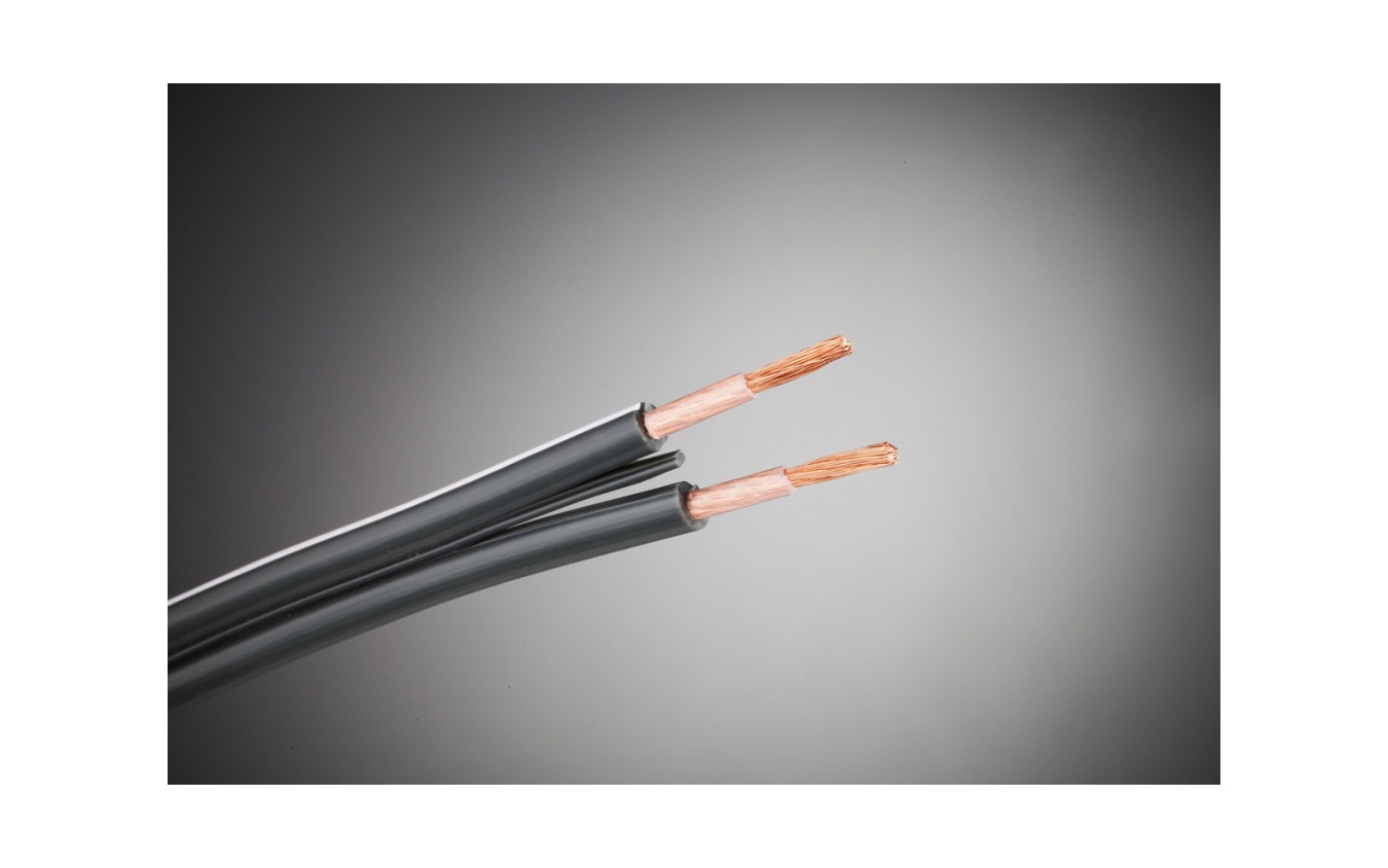 カー用の「スピーカーケーブル」の一例(チェルノフケーブル)。