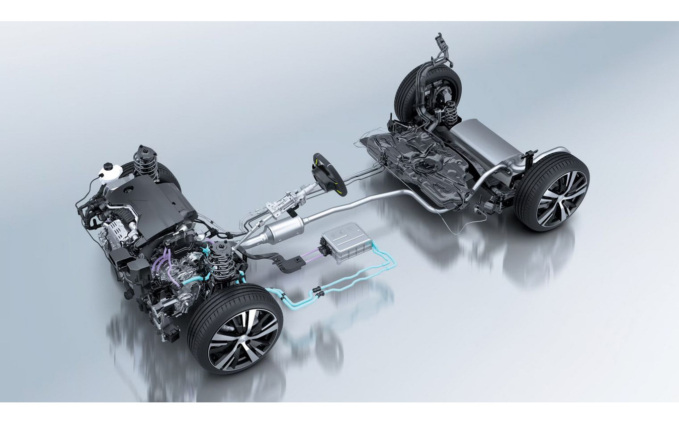 プジョー 208 GT Hybrid