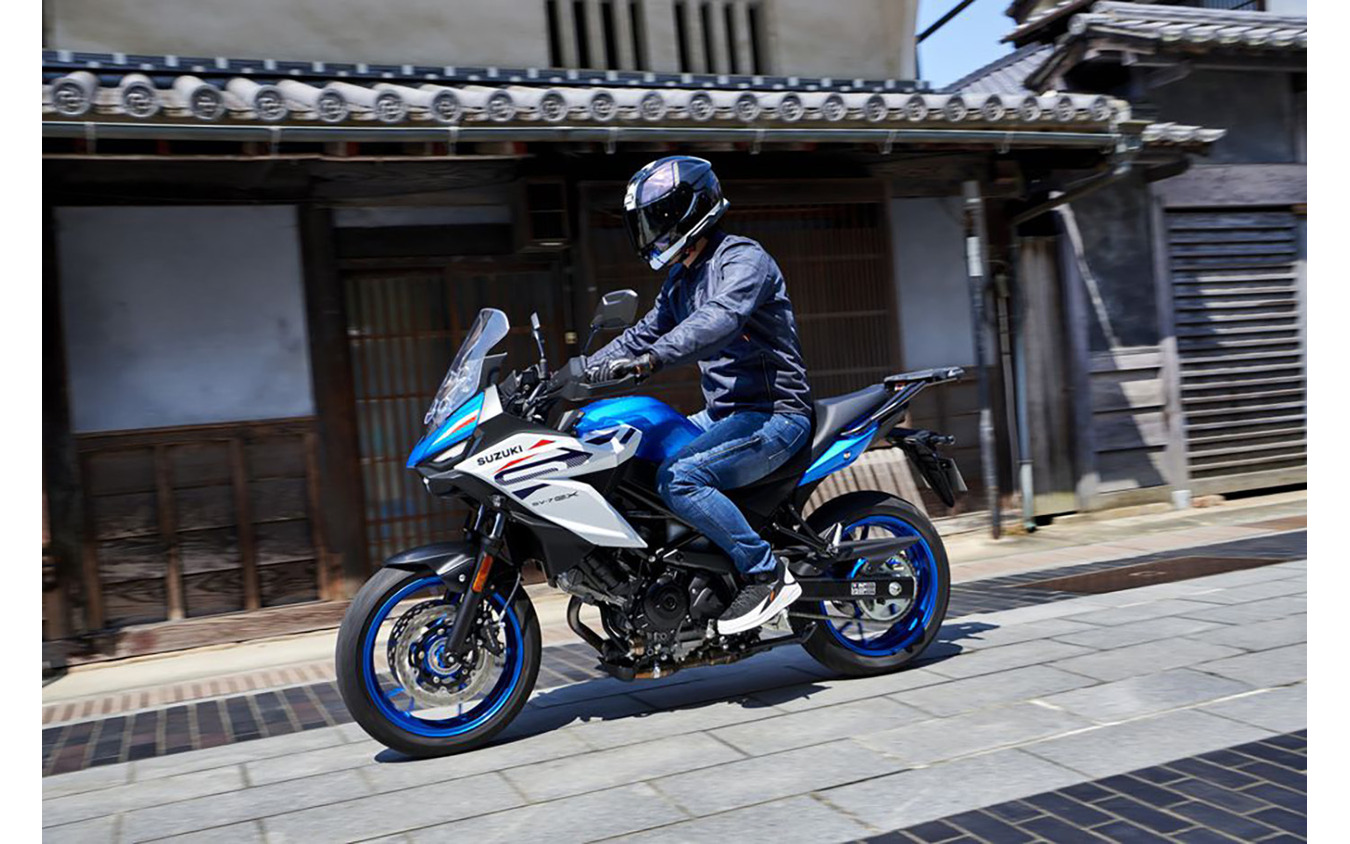 スズキの新型クロスオーバー『SV-7GX』
