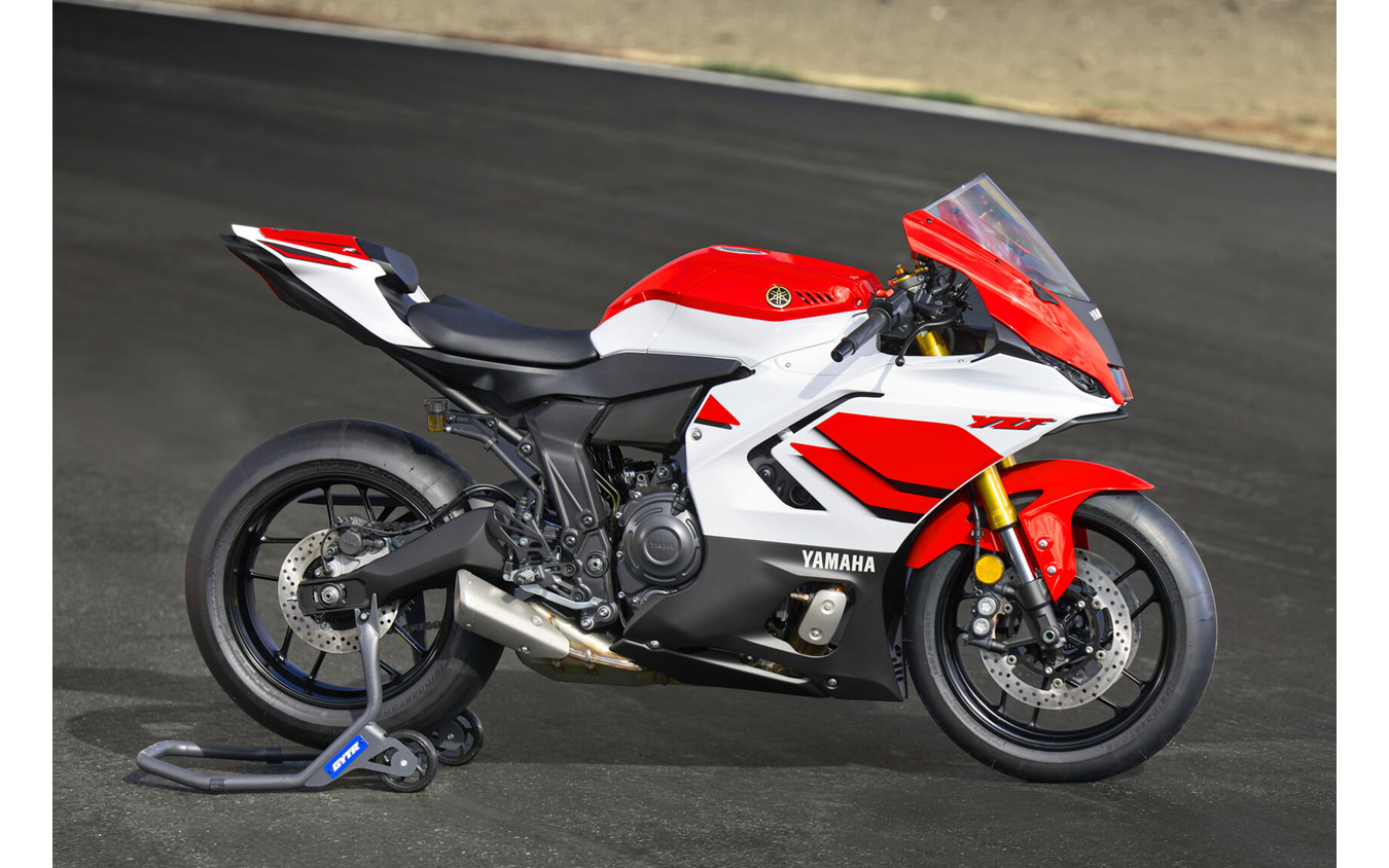 ヤマハ R7（YZF-R7）2026年モデル