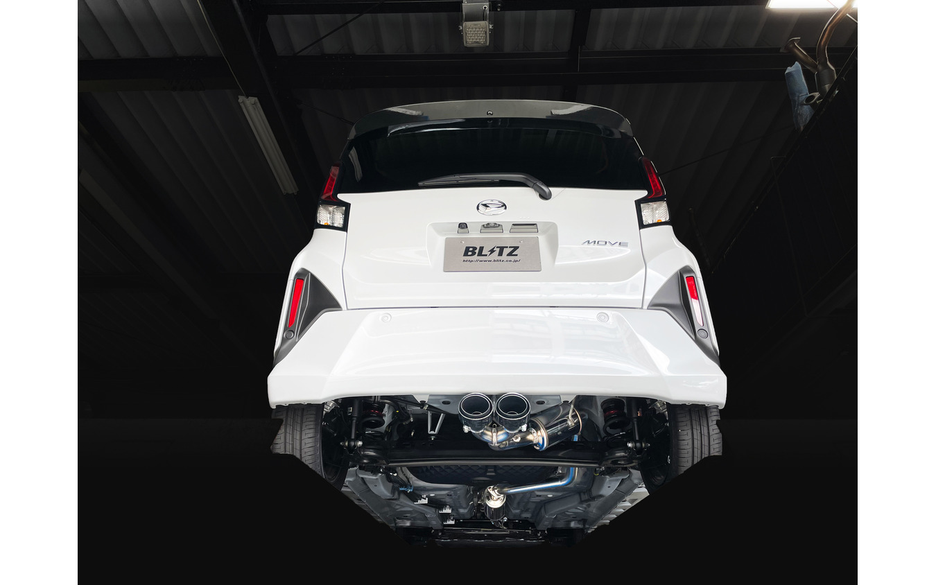 ブリッツ ニュルスペック・カスタムエディション フォージドカーボンテールセット（FC）　ダイハツ・ムーヴ（LA850S）装着例