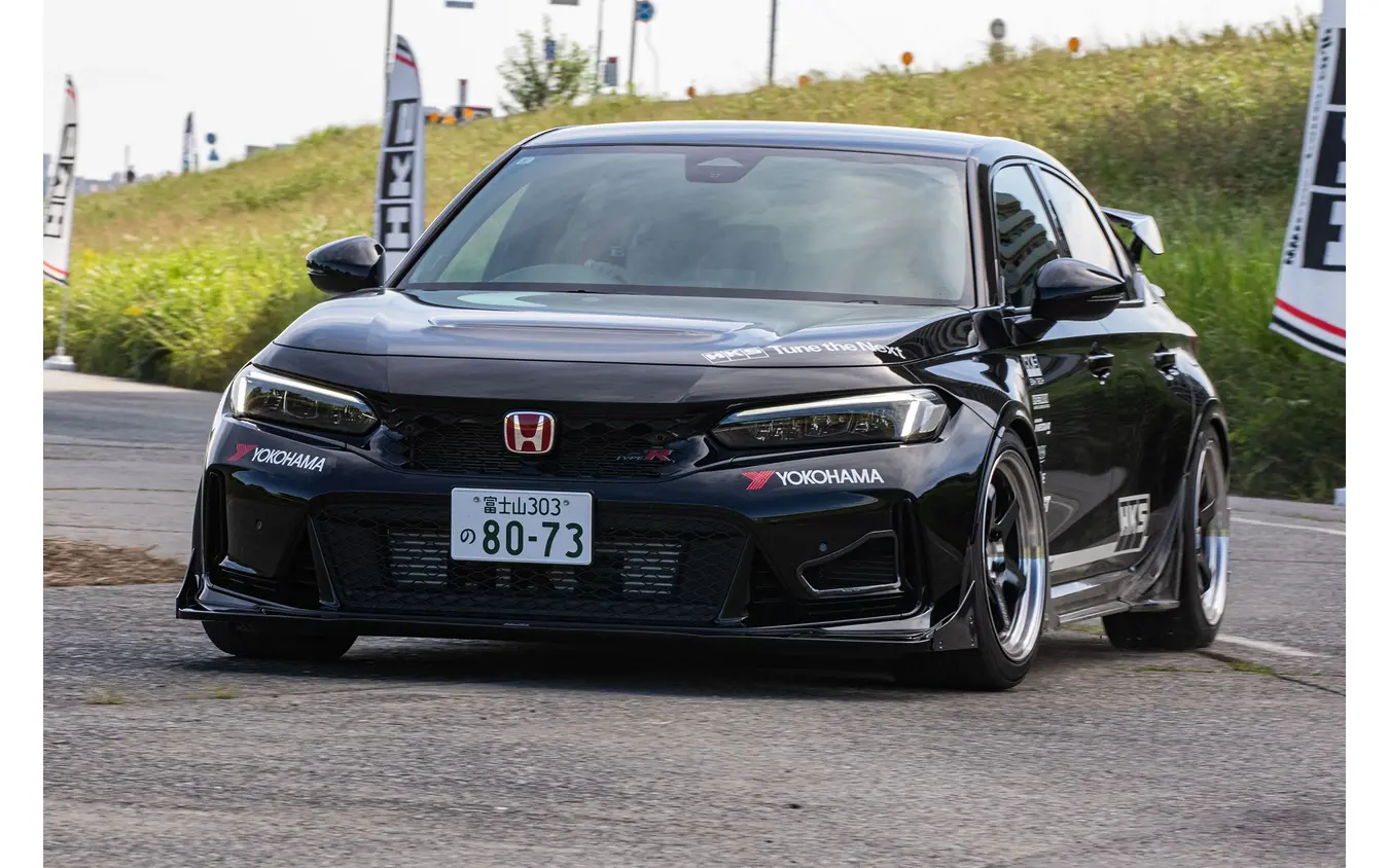 HKS × HONDA CIVIC TypeR