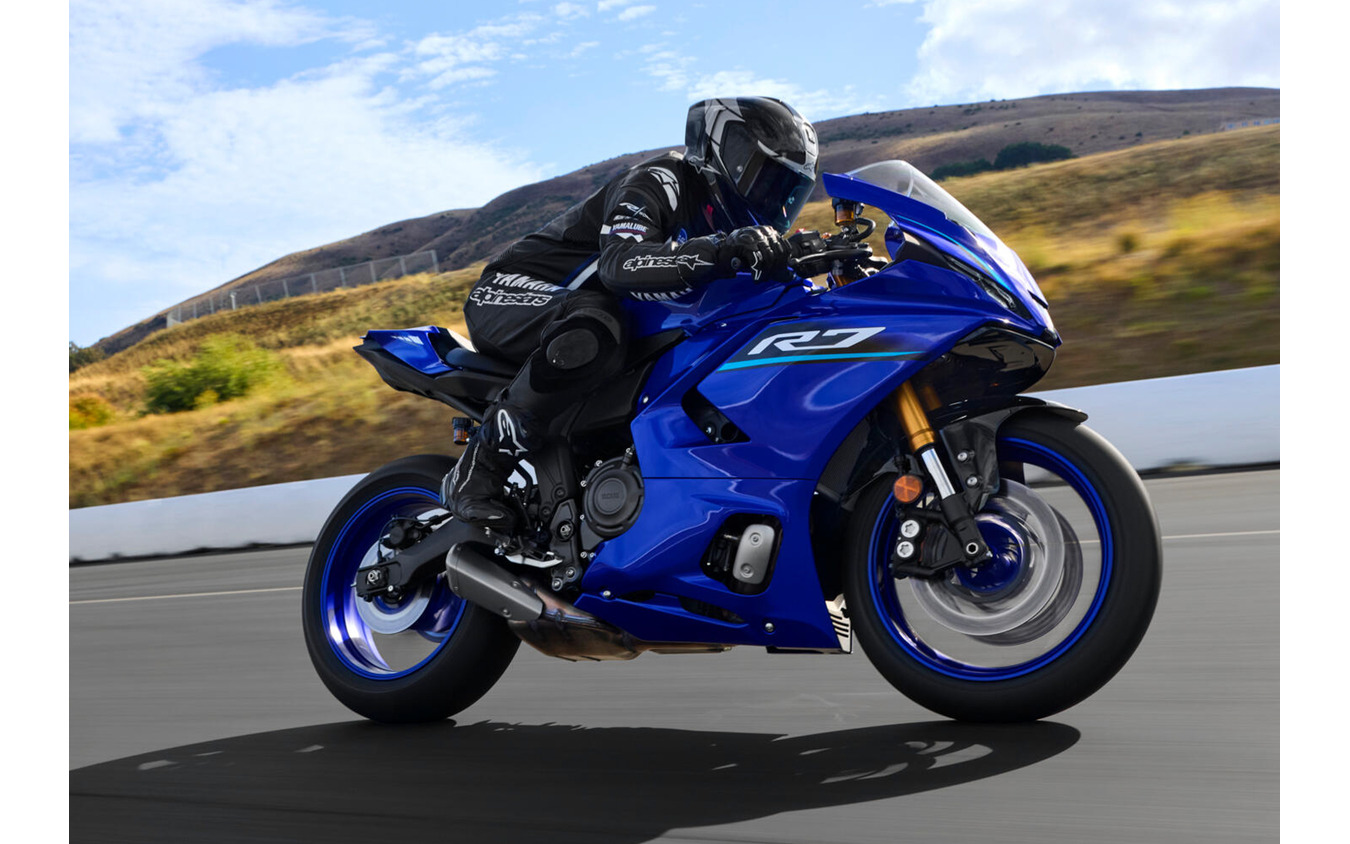 ヤマハ R7（YZF-R7）2026年モデル