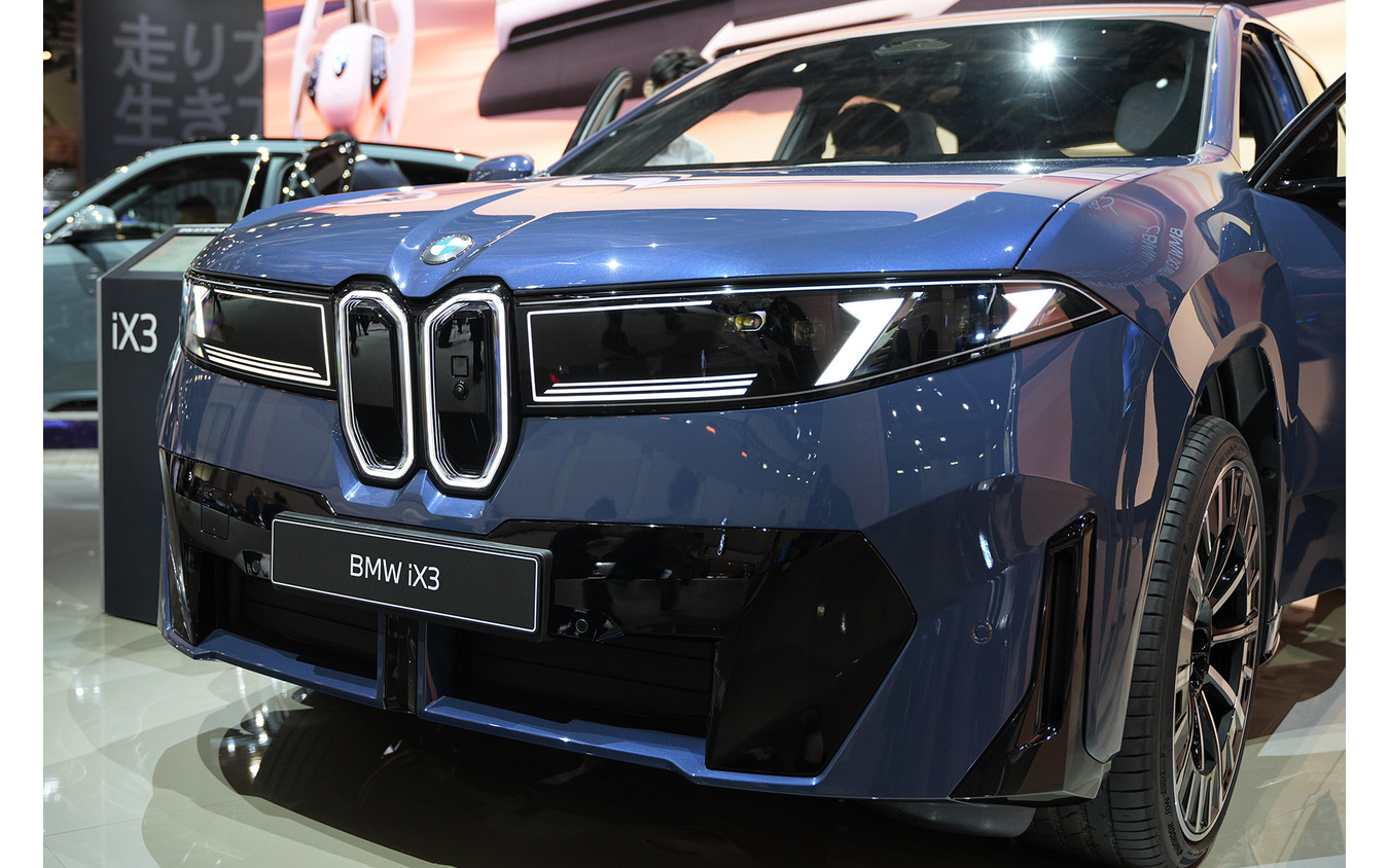 BMW iX3 50 xDrive（ジャパンモビリティショー2025）